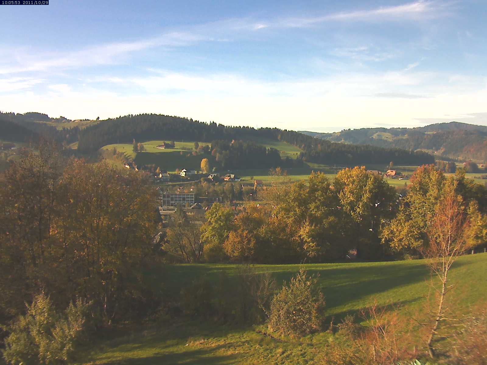Webcam-Bild: Aussicht vom Dorfberg in Langnau 20111029-100600