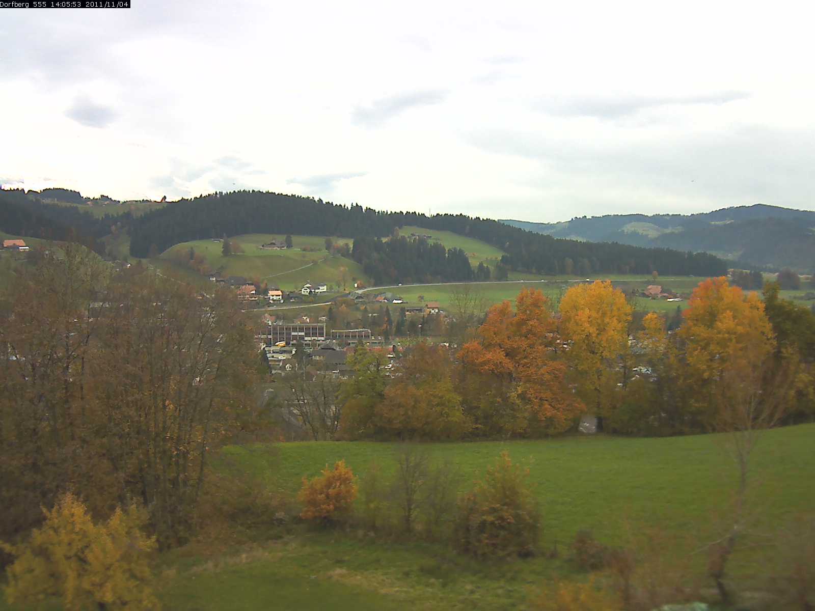 Webcam-Bild: Aussicht vom Dorfberg in Langnau 20111104-140600