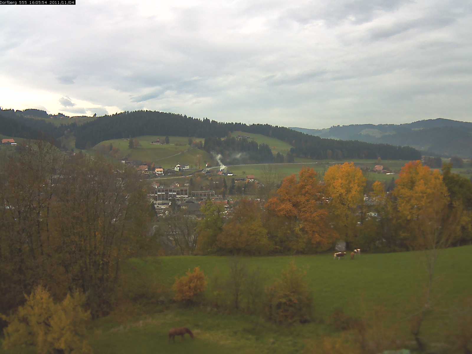 Webcam-Bild: Aussicht vom Dorfberg in Langnau 20111104-160600