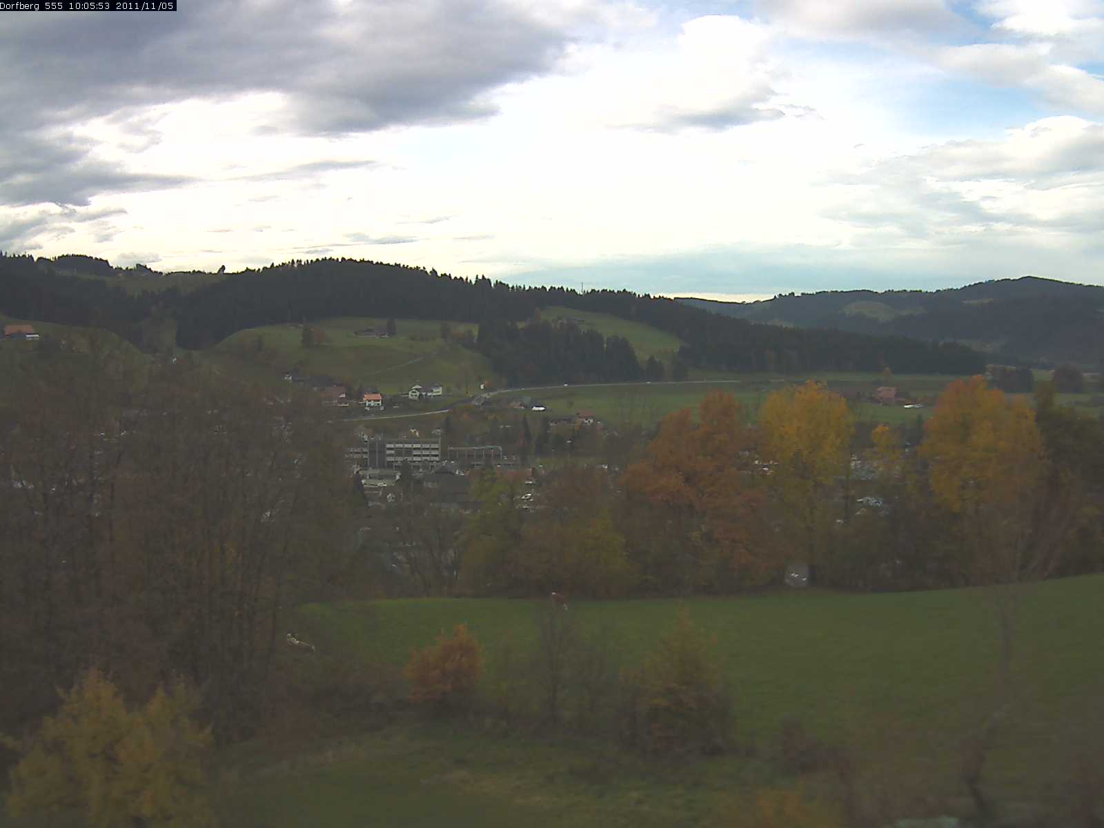 Webcam-Bild: Aussicht vom Dorfberg in Langnau 20111105-100600
