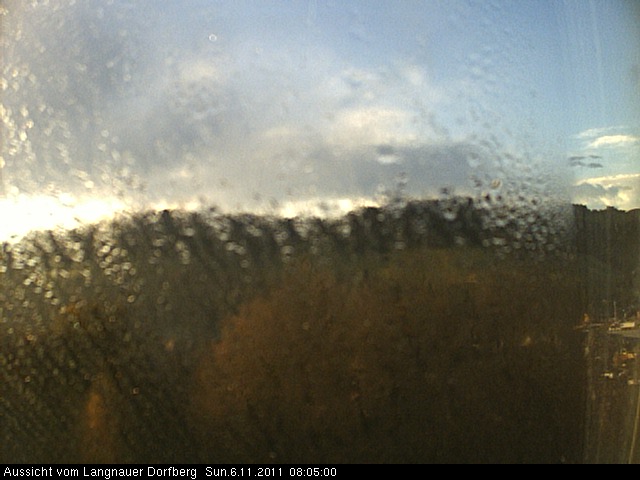 Webcam-Bild: Aussicht vom Dorfberg in Langnau 20111106-080500