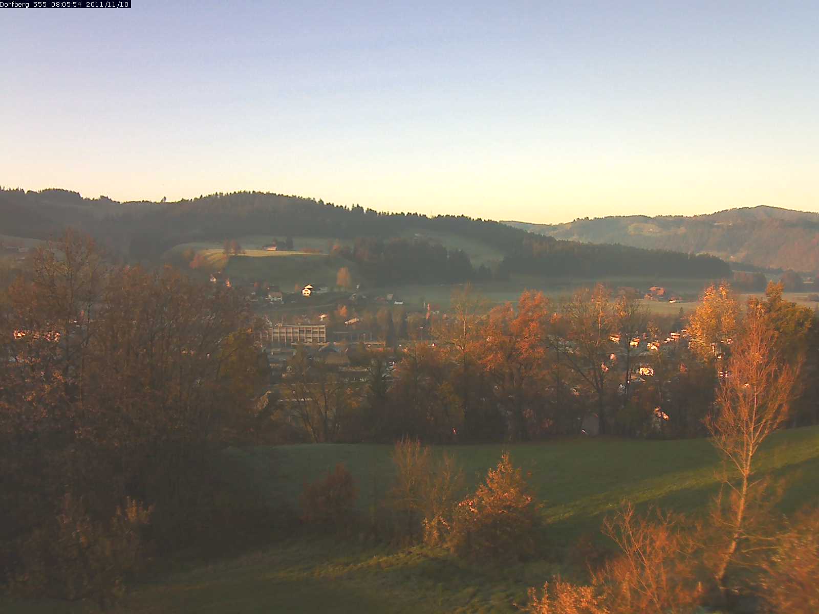 Webcam-Bild: Aussicht vom Dorfberg in Langnau 20111110-080600