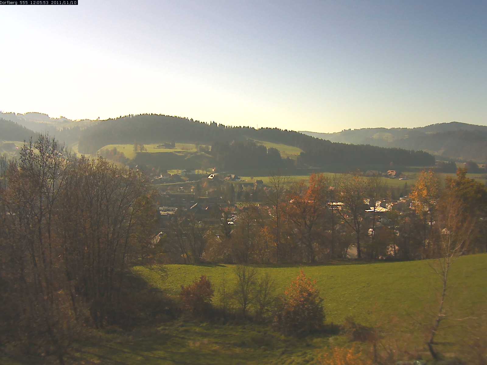 Webcam-Bild: Aussicht vom Dorfberg in Langnau 20111110-120600