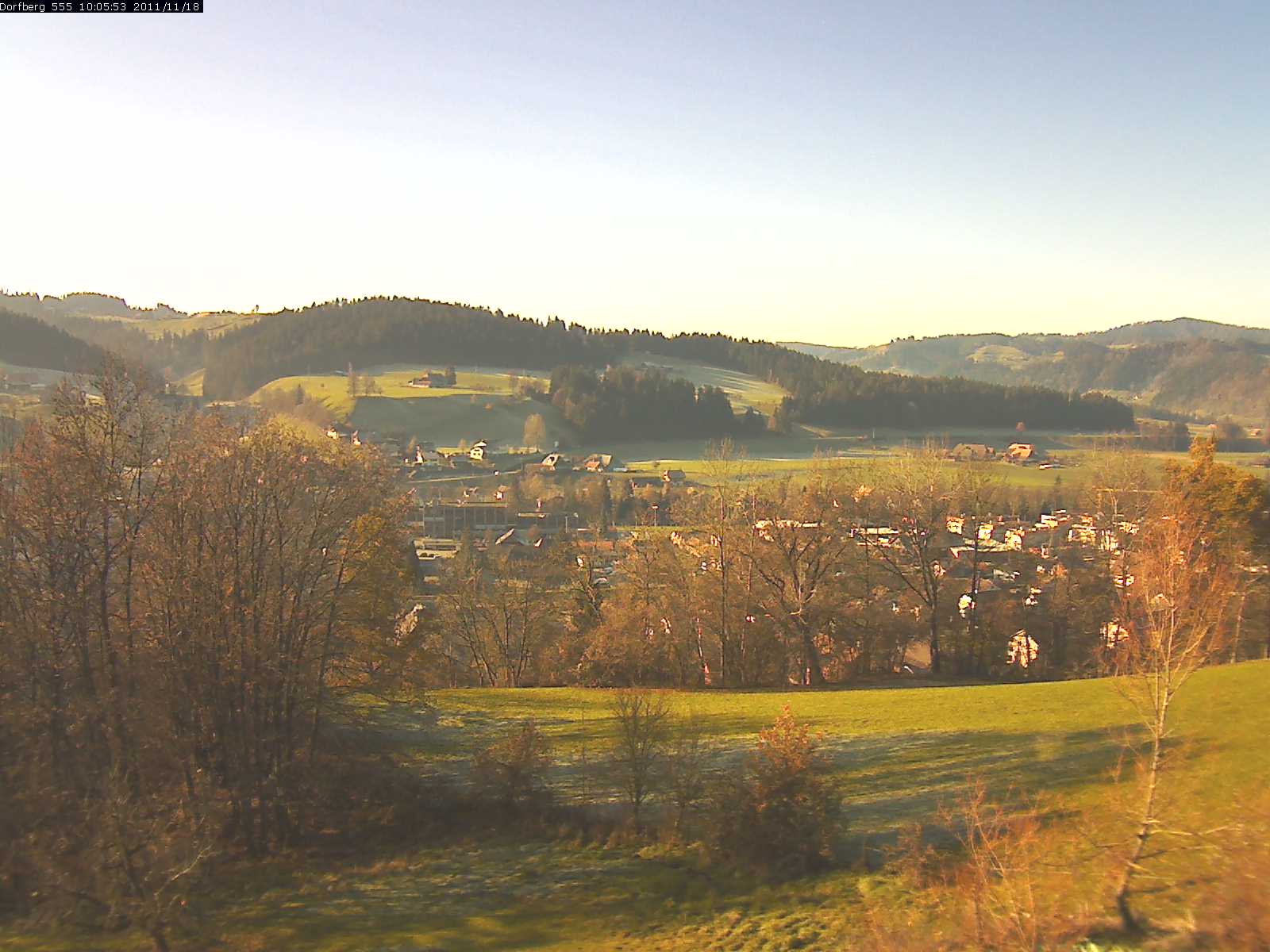 Webcam-Bild: Aussicht vom Dorfberg in Langnau 20111118-100600