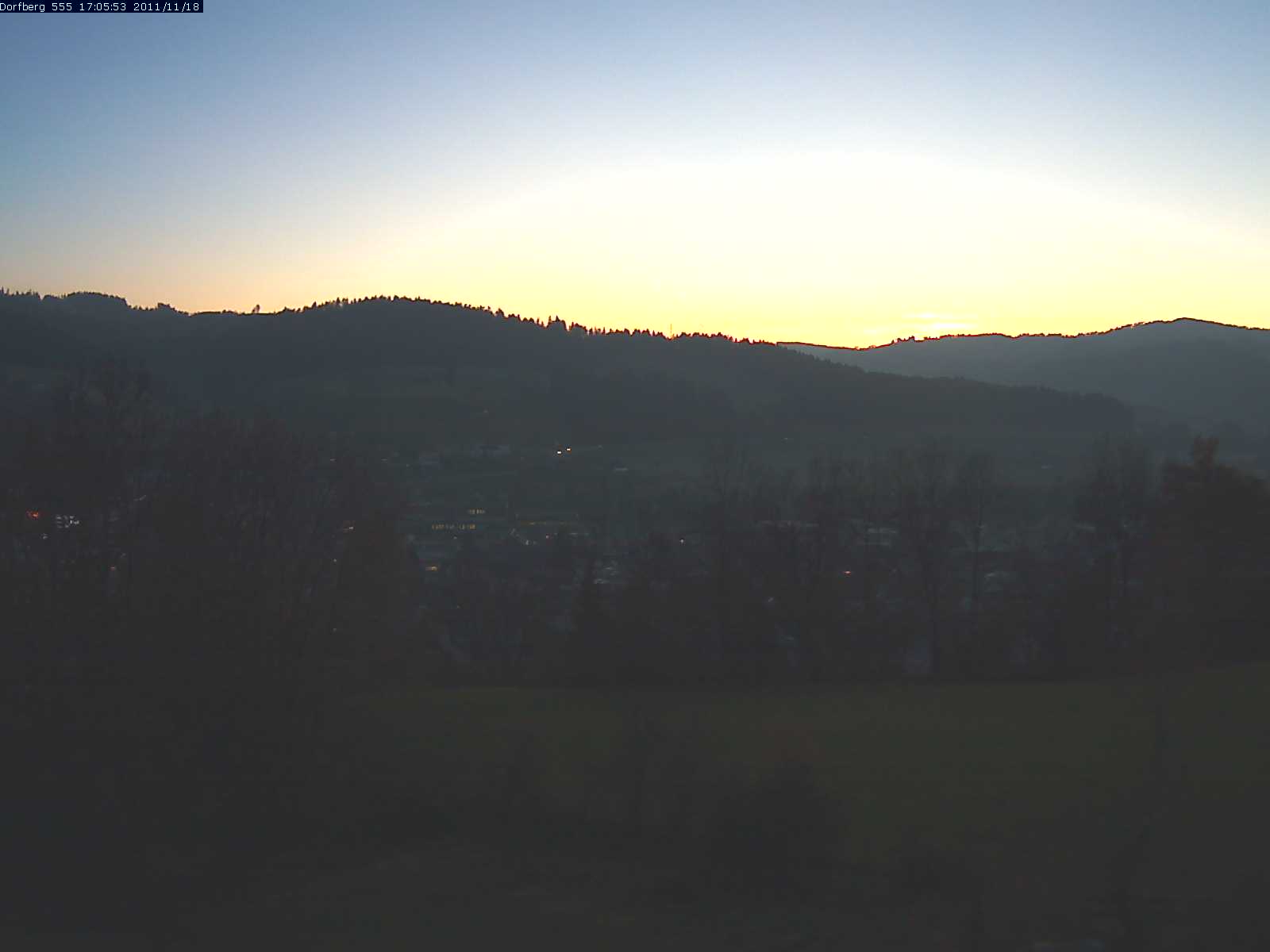 Webcam-Bild: Aussicht vom Dorfberg in Langnau 20111118-170600
