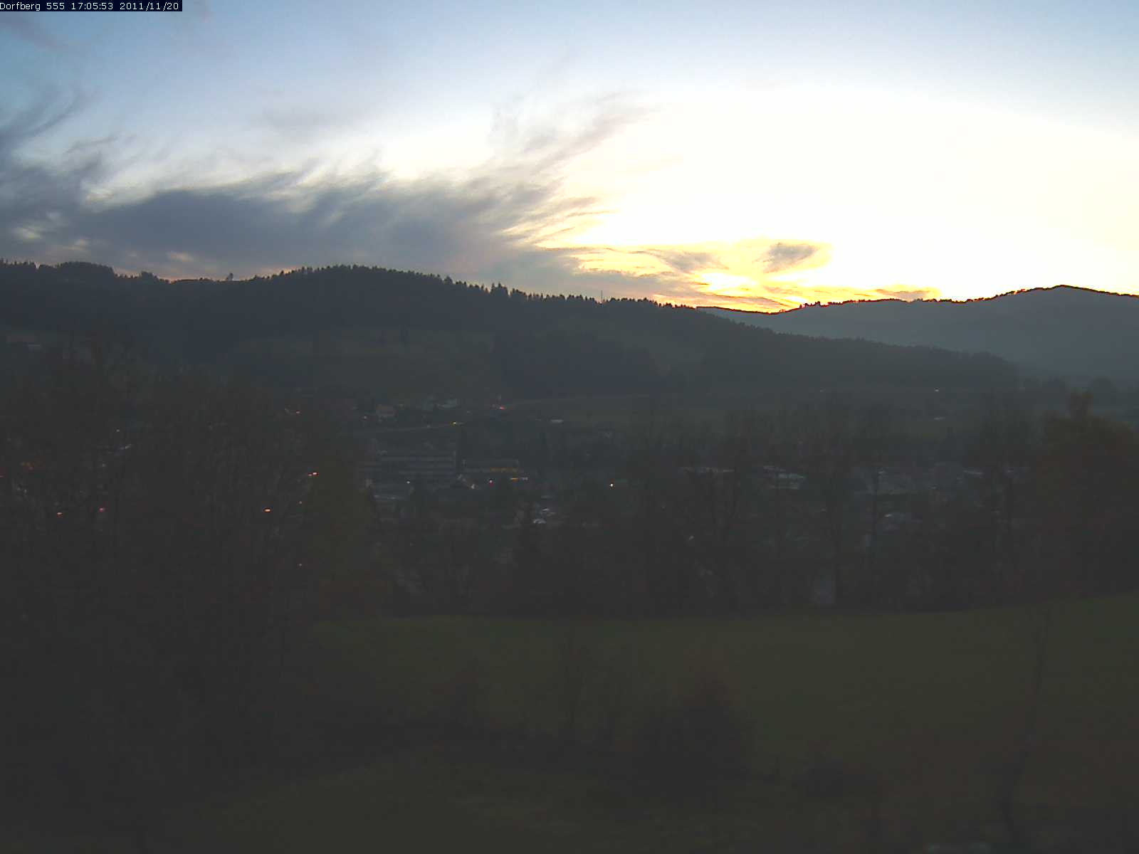 Webcam-Bild: Aussicht vom Dorfberg in Langnau 20111120-170600