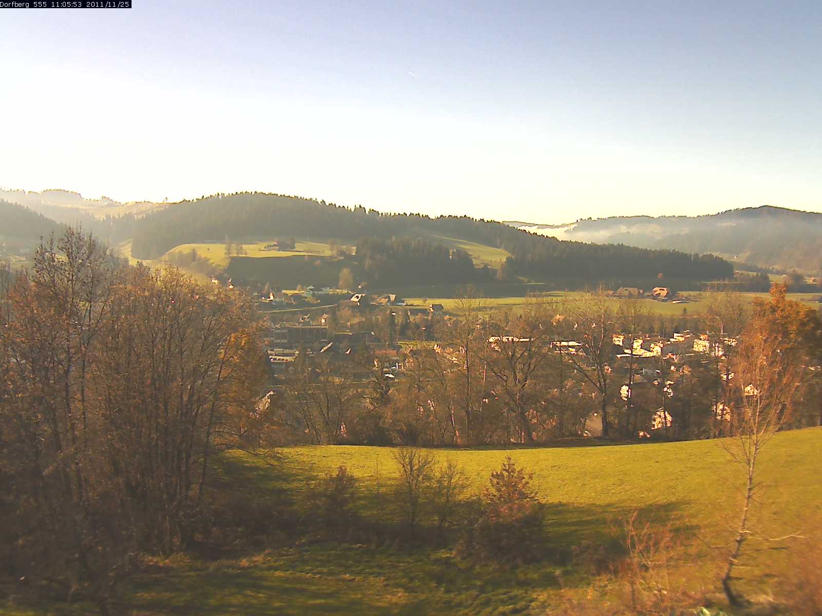 Webcam-Bild: Aussicht vom Dorfberg in Langnau 20111125-110600