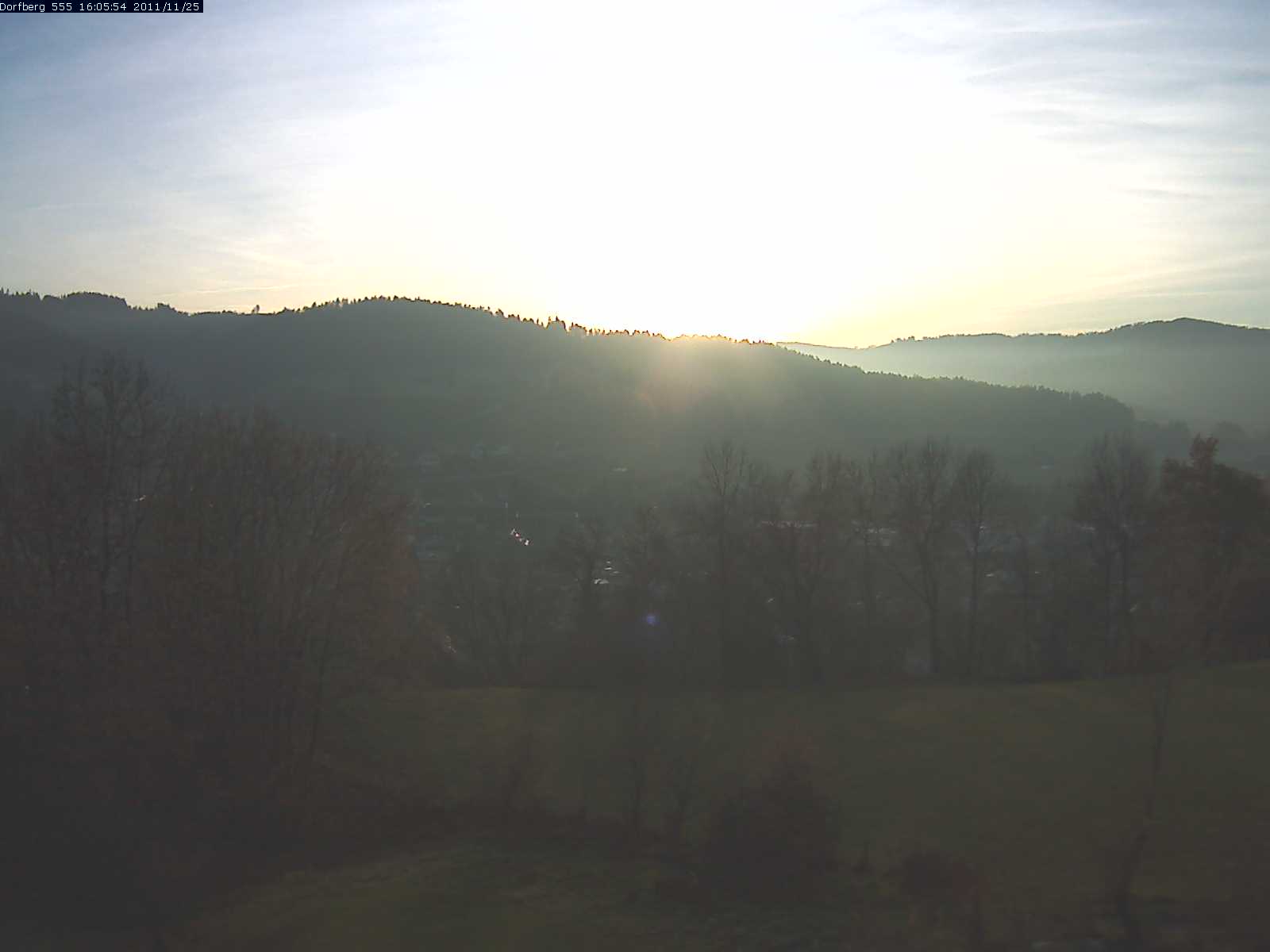 Webcam-Bild: Aussicht vom Dorfberg in Langnau 20111125-160600