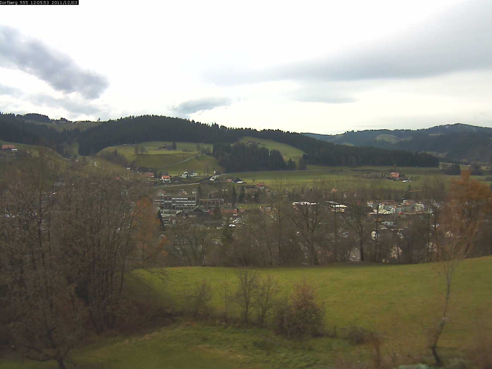 Webcam-Bild: Aussicht vom Dorfberg in Langnau 20111203-120600