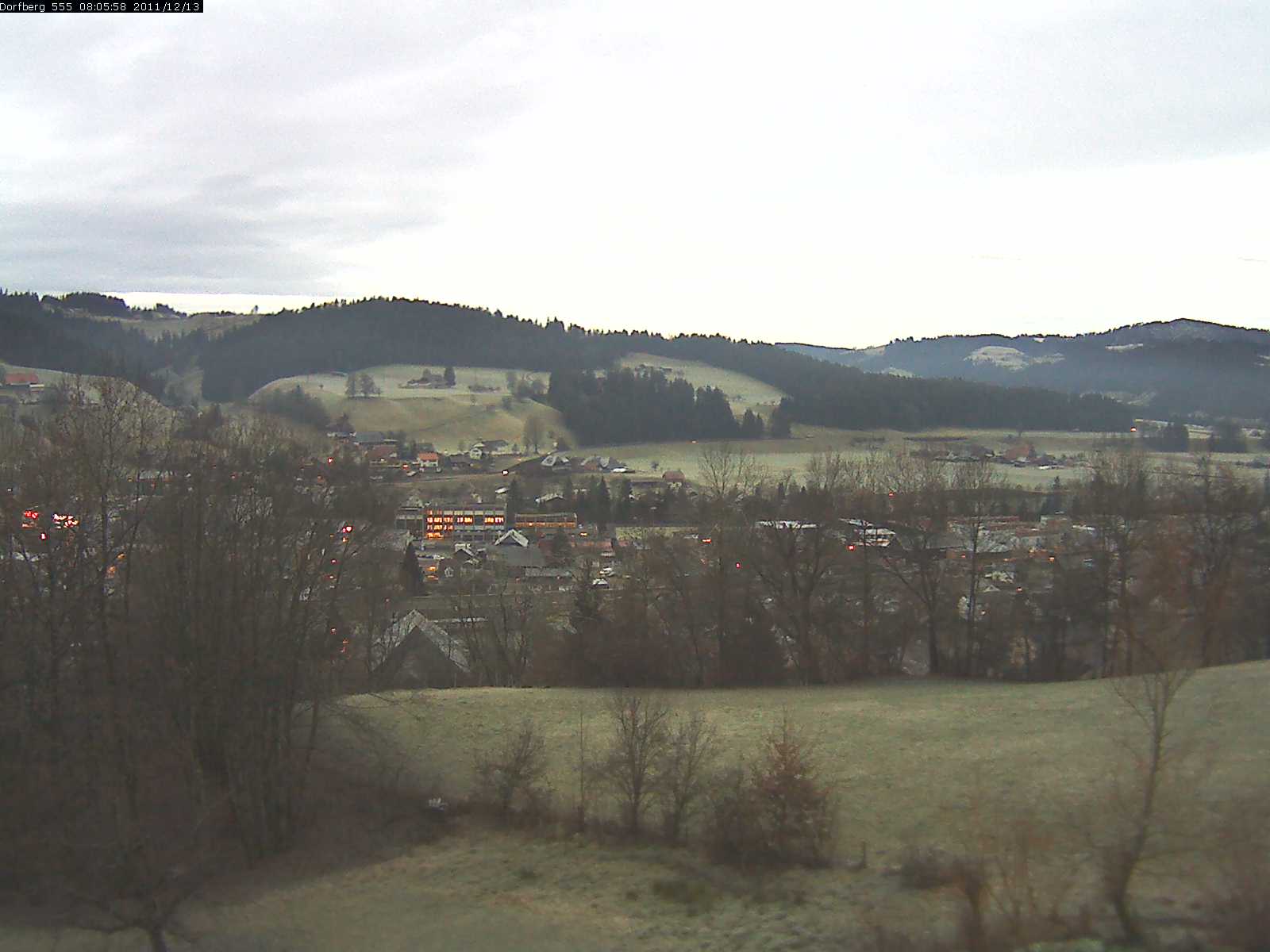 Webcam-Bild: Aussicht vom Dorfberg in Langnau 20111213-080600