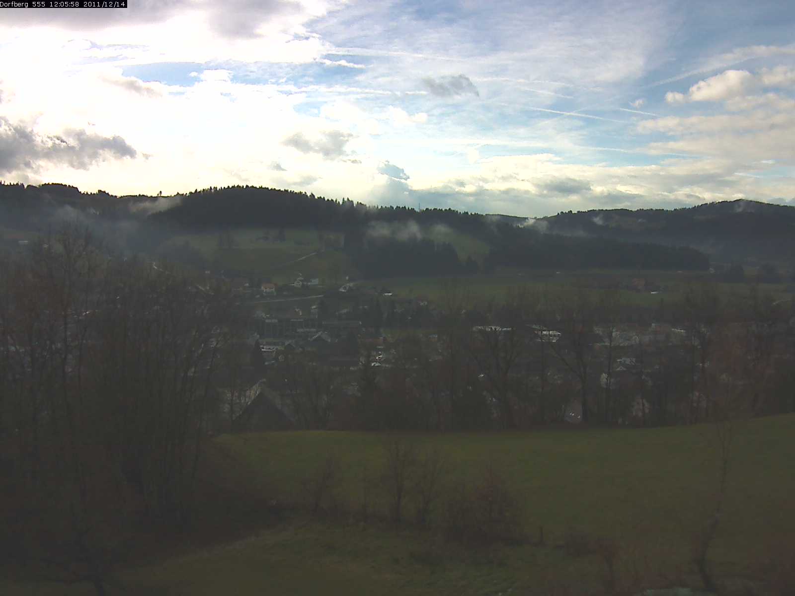 Webcam-Bild: Aussicht vom Dorfberg in Langnau 20111214-120600