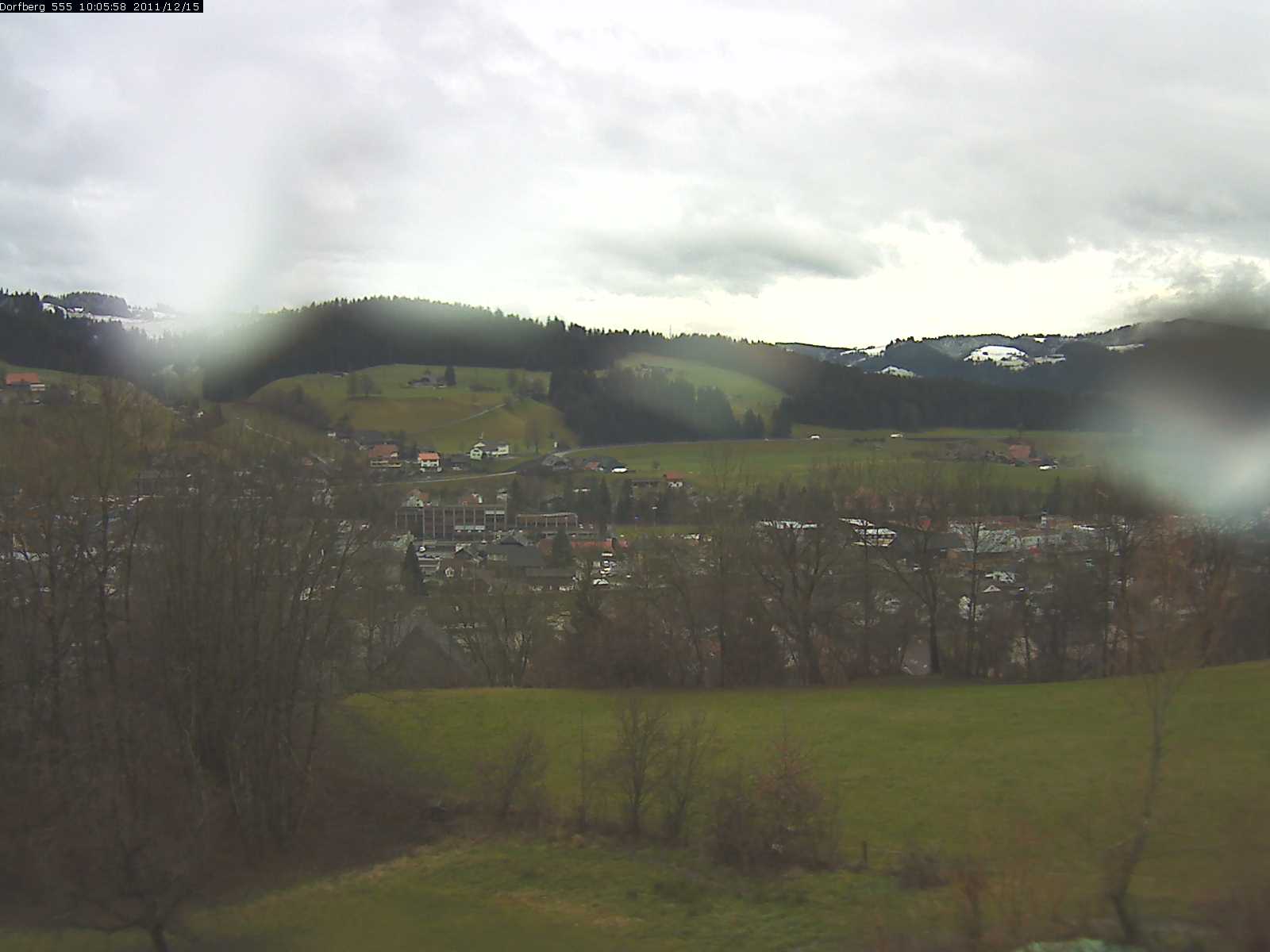 Webcam-Bild: Aussicht vom Dorfberg in Langnau 20111215-100600
