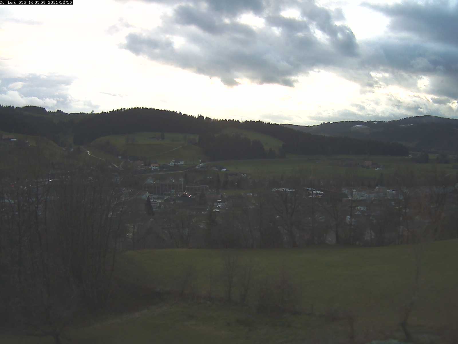 Webcam-Bild: Aussicht vom Dorfberg in Langnau 20111215-160600