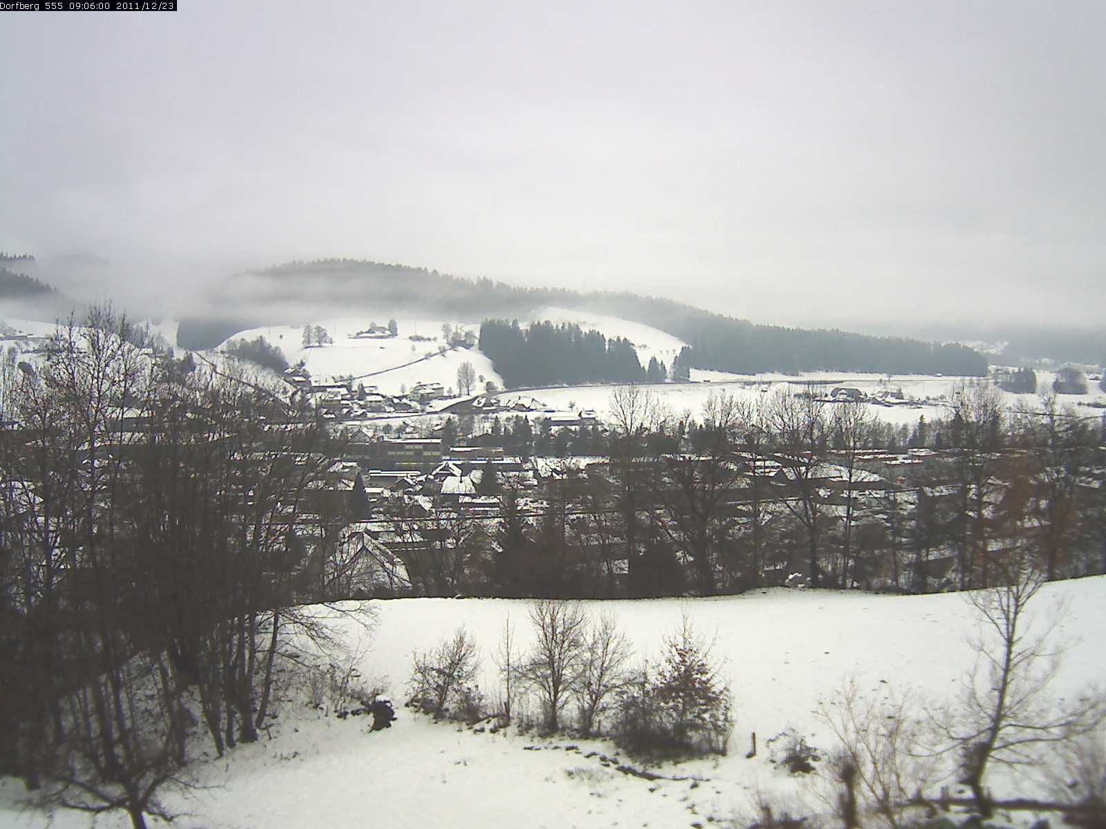 Webcam-Bild: Aussicht vom Dorfberg in Langnau 20111223-090600