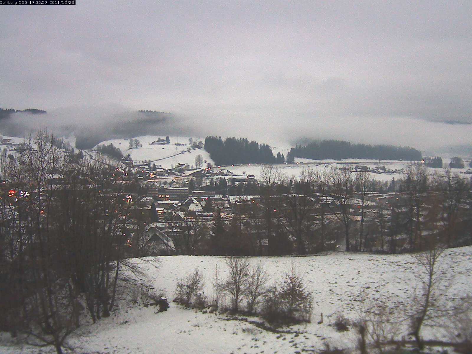 Webcam-Bild: Aussicht vom Dorfberg in Langnau 20111223-170600