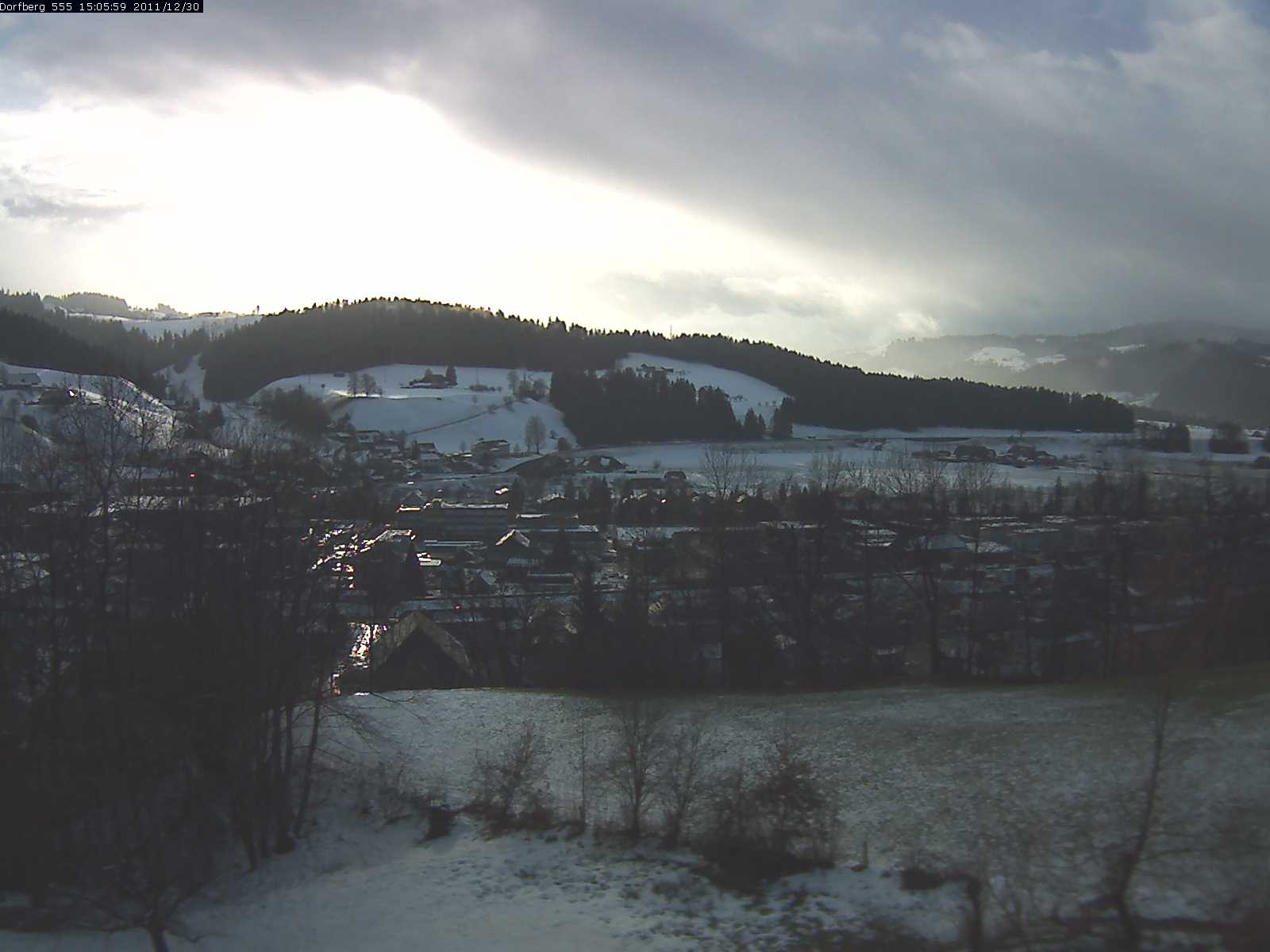 Webcam-Bild: Aussicht vom Dorfberg in Langnau 20111230-150600