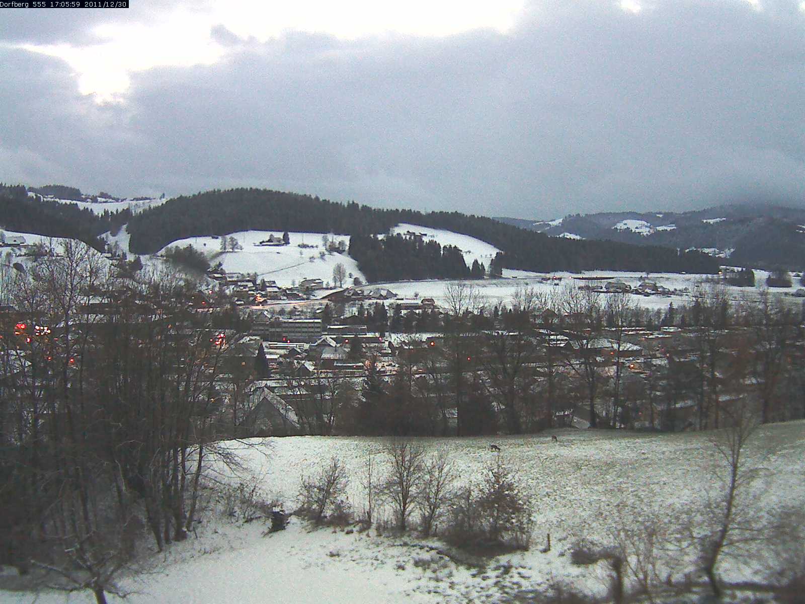 Webcam-Bild: Aussicht vom Dorfberg in Langnau 20111230-170600