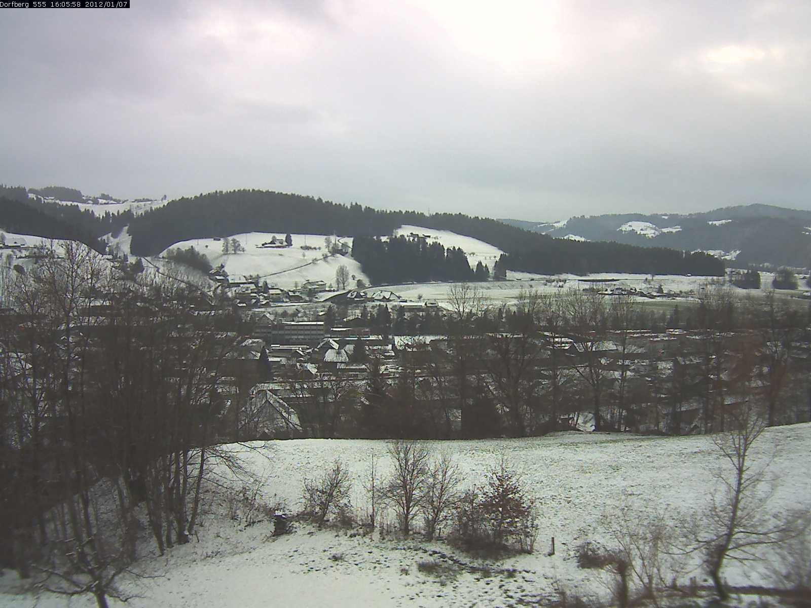 Webcam-Bild: Aussicht vom Dorfberg in Langnau 20120107-160600