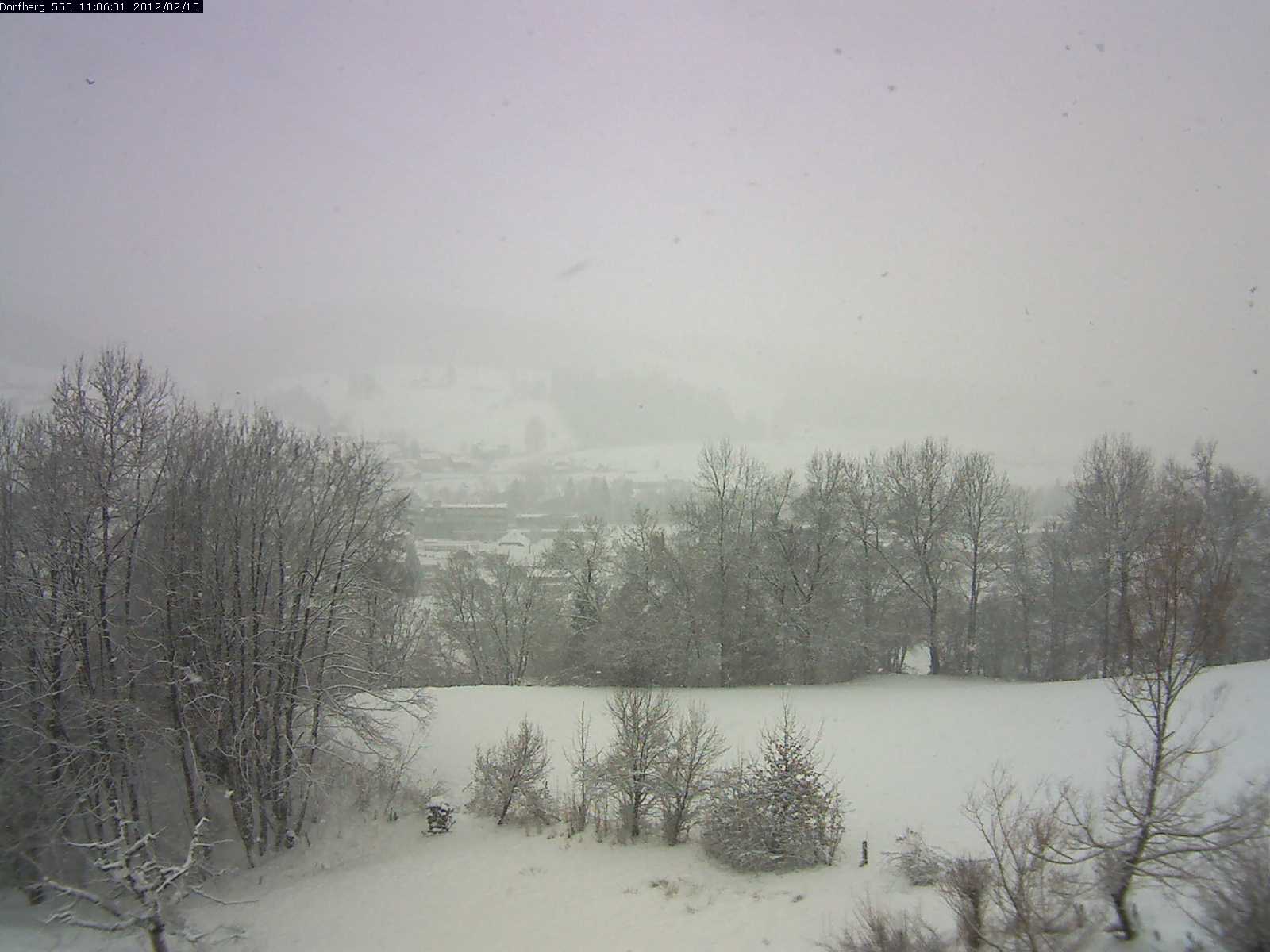 Webcam-Bild: Aussicht vom Dorfberg in Langnau 20120215-110600