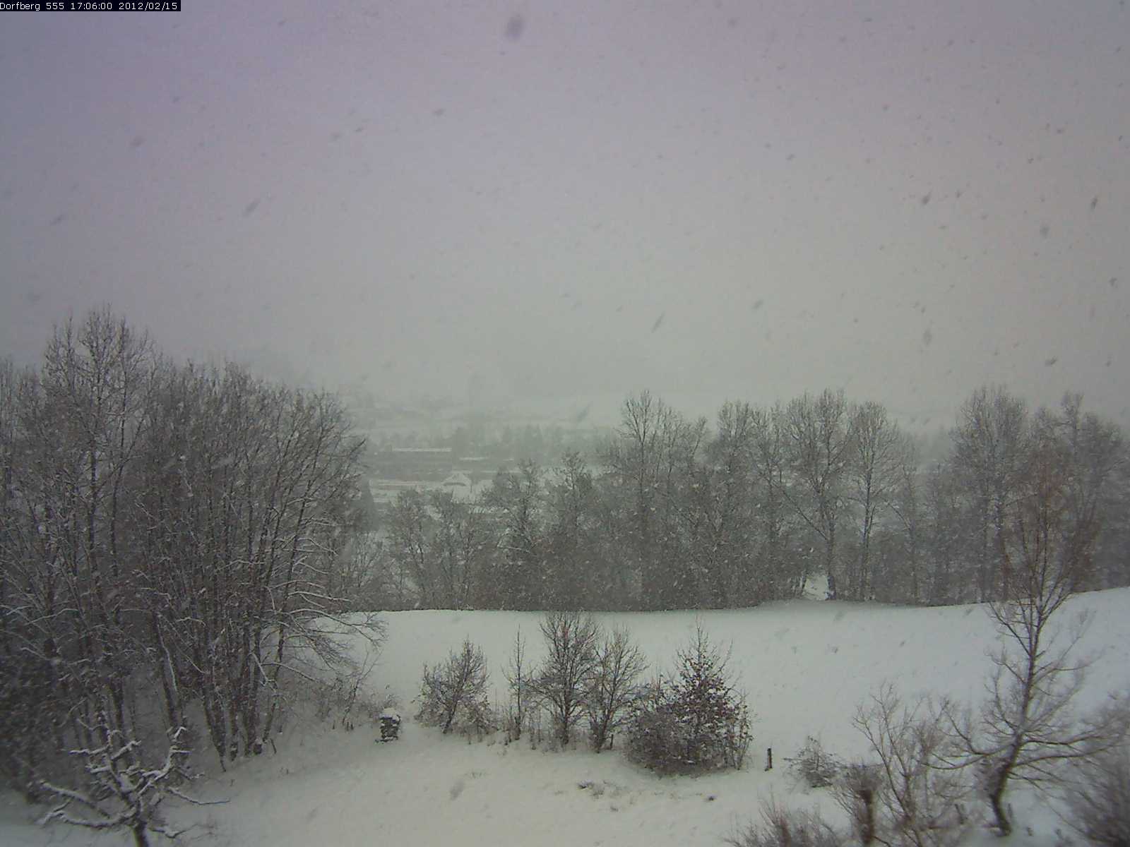 Webcam-Bild: Aussicht vom Dorfberg in Langnau 20120215-170600