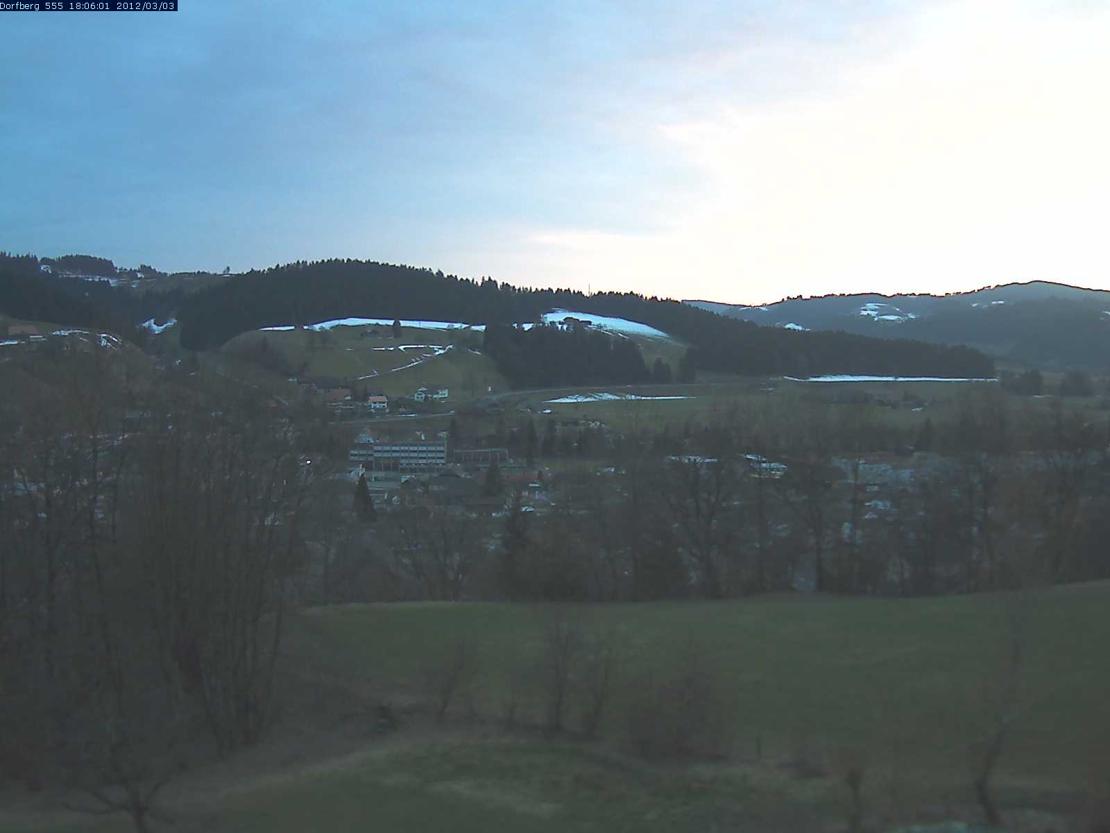 Webcam-Bild: Aussicht vom Dorfberg in Langnau 20120303-180600