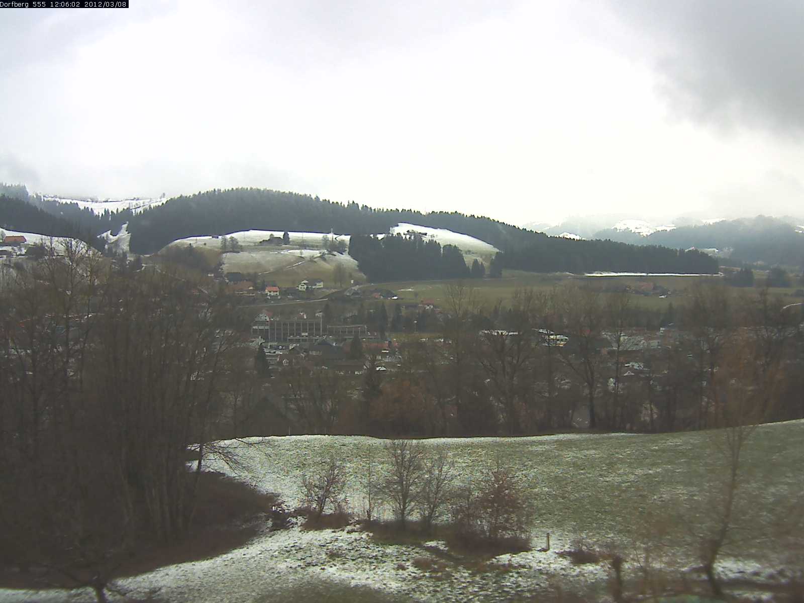 Webcam-Bild: Aussicht vom Dorfberg in Langnau 20120308-120600