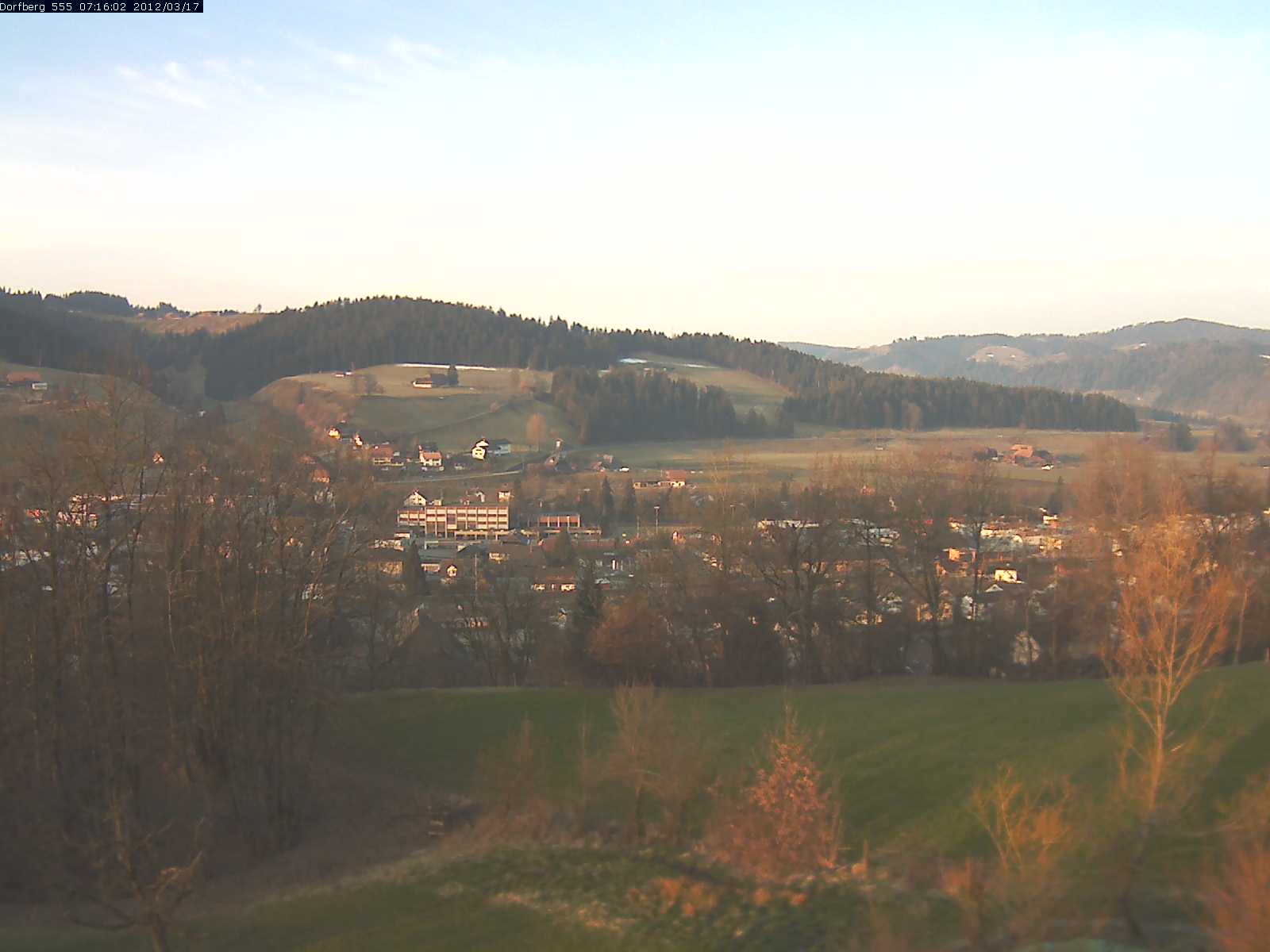 Webcam-Bild: Aussicht vom Dorfberg in Langnau 20120317-071600