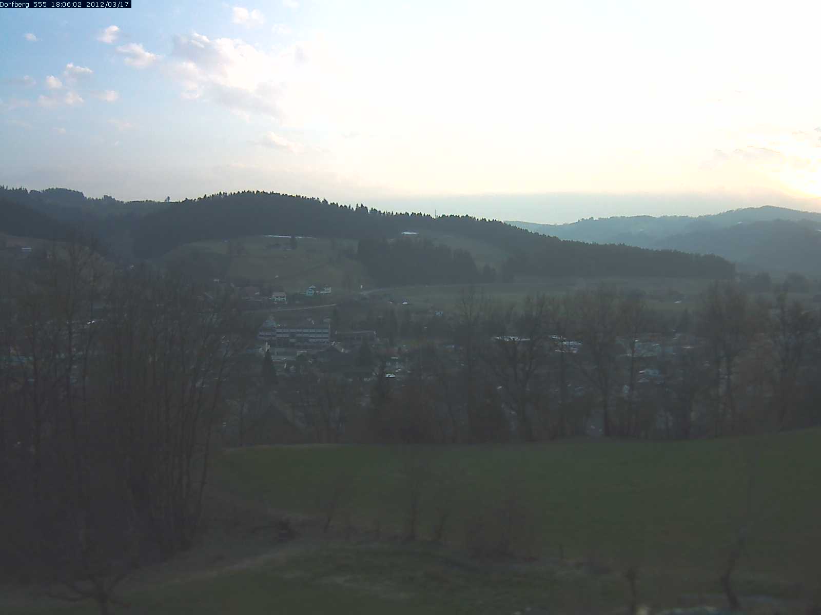 Webcam-Bild: Aussicht vom Dorfberg in Langnau 20120317-180600