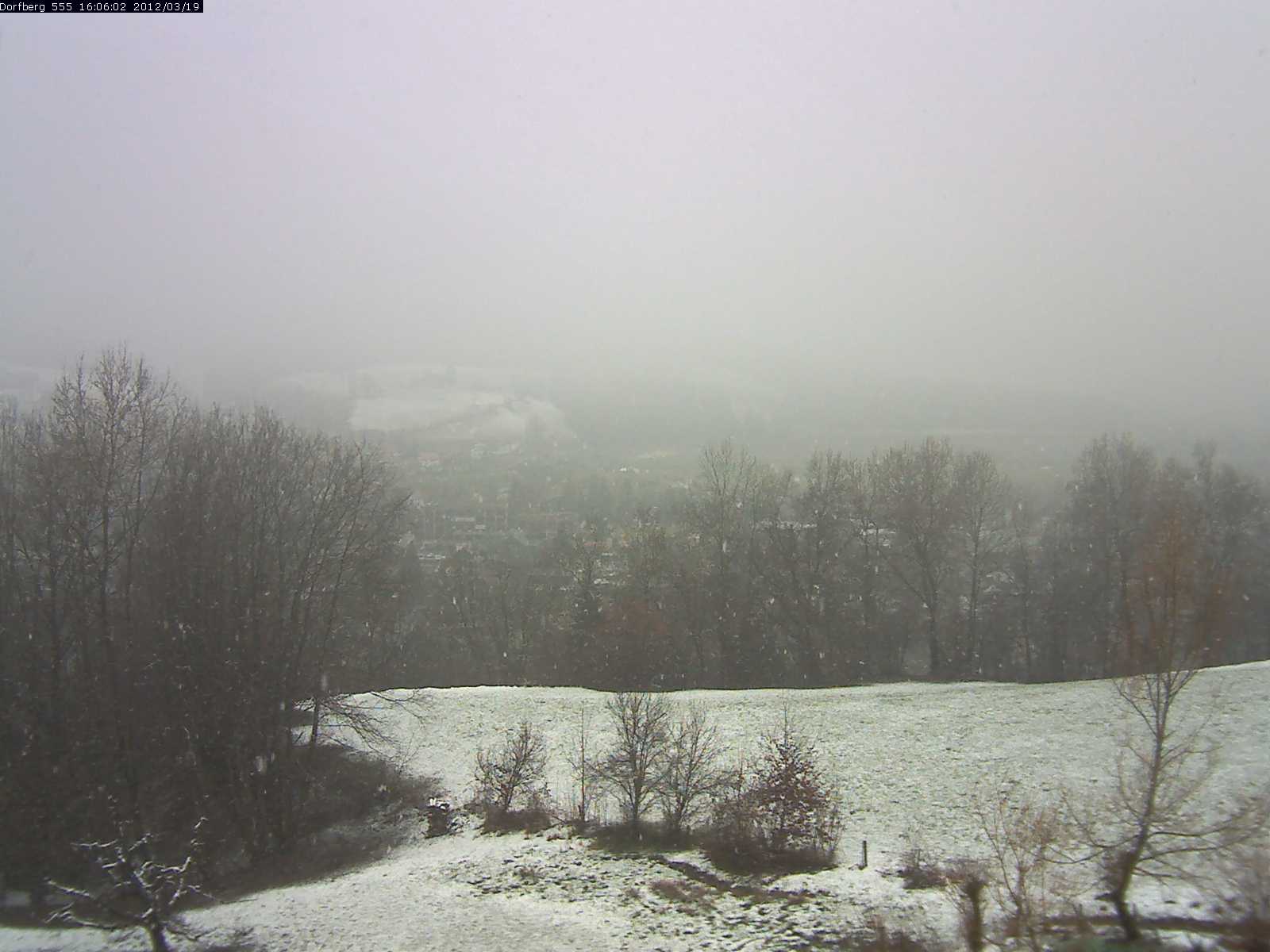 Webcam-Bild: Aussicht vom Dorfberg in Langnau 20120319-160600