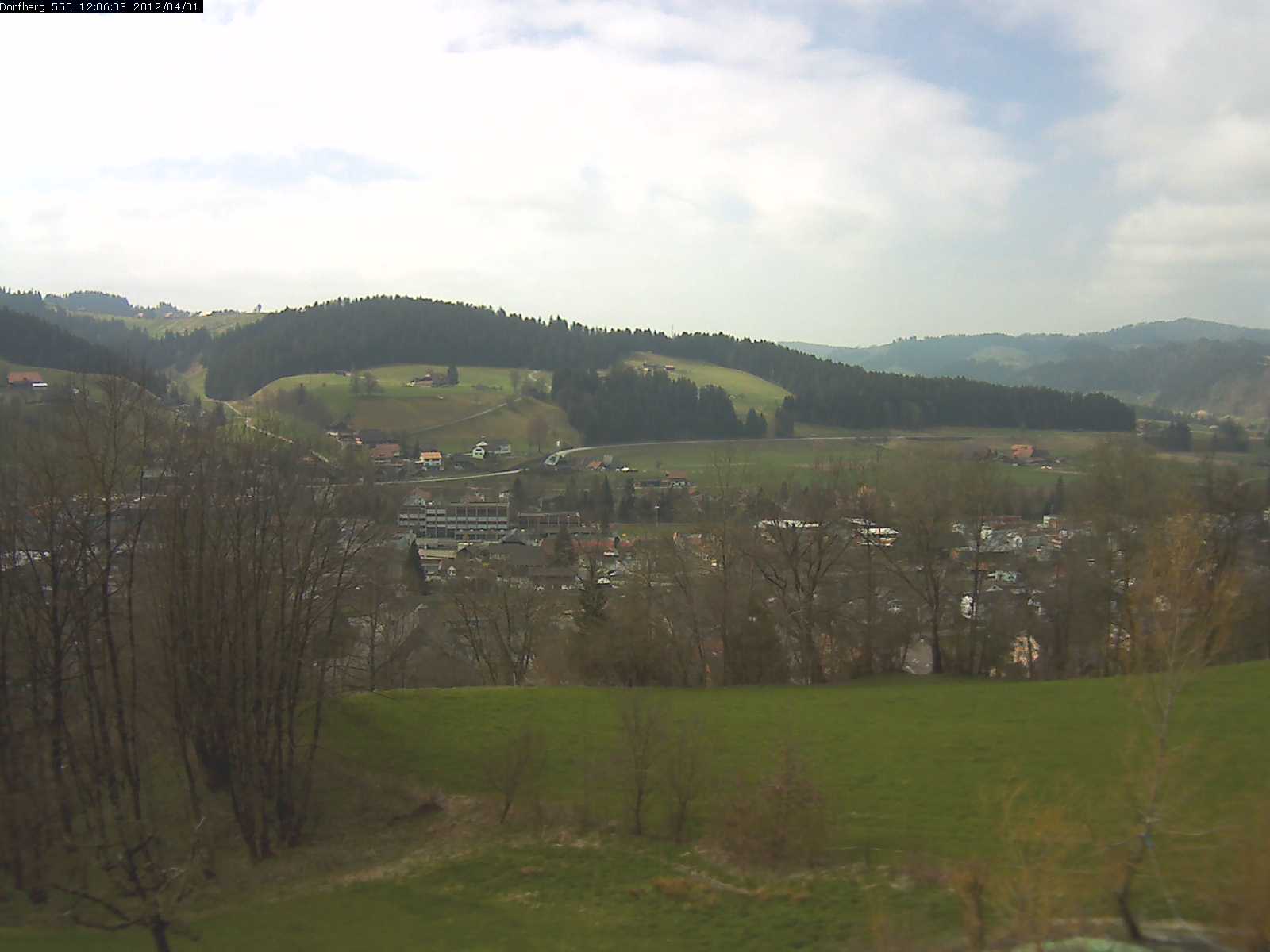 Webcam-Bild: Aussicht vom Dorfberg in Langnau 20120401-120600
