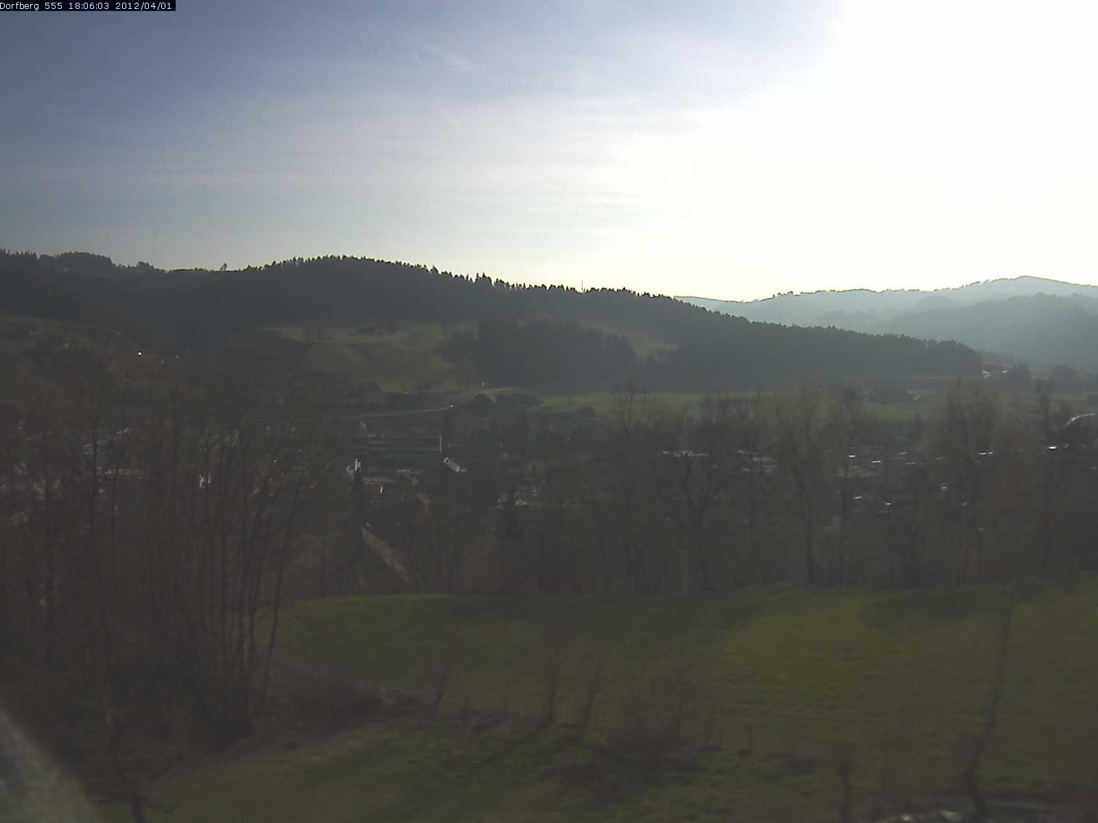Webcam-Bild: Aussicht vom Dorfberg in Langnau 20120401-180600