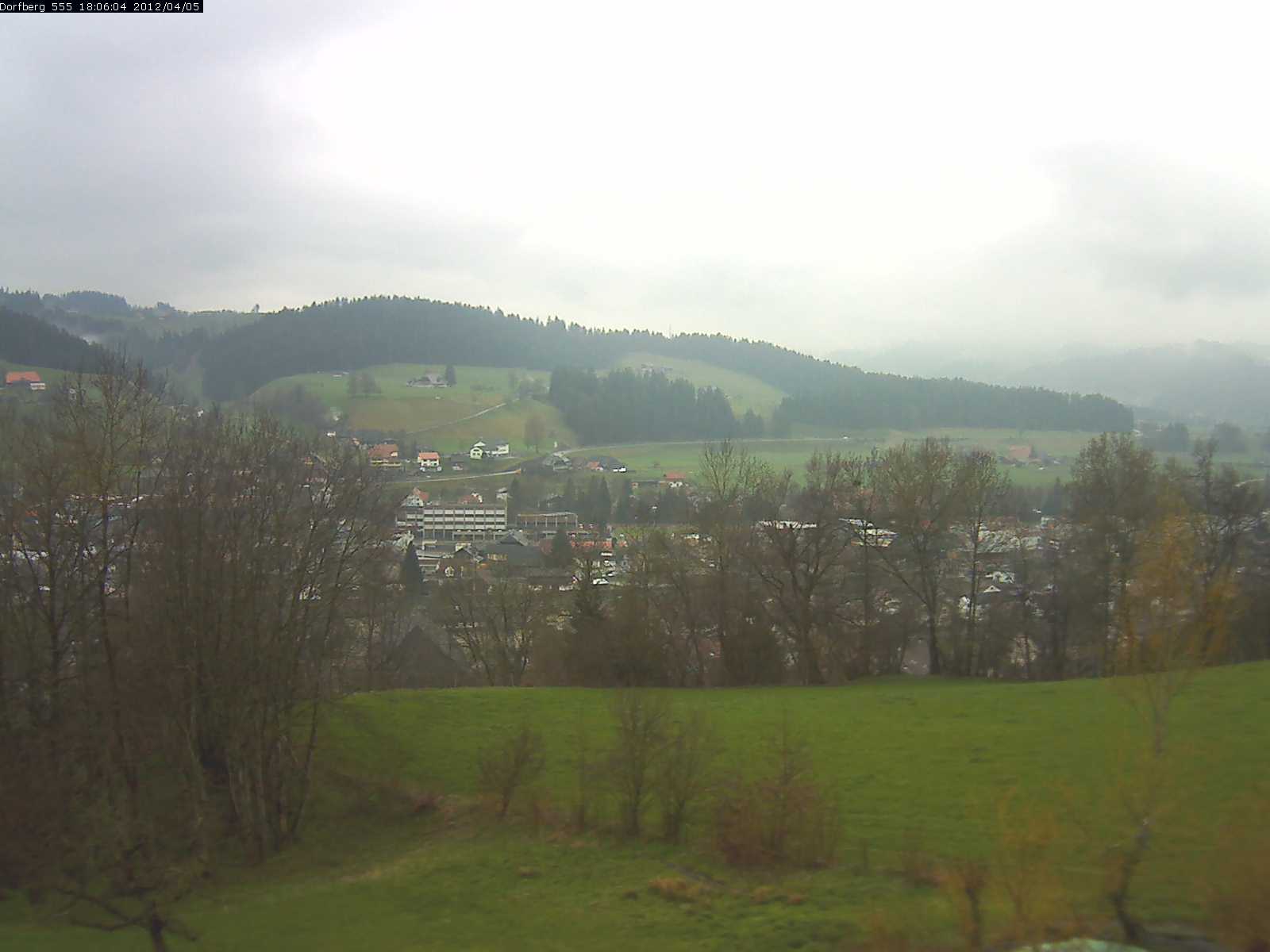 Webcam-Bild: Aussicht vom Dorfberg in Langnau 20120405-180600