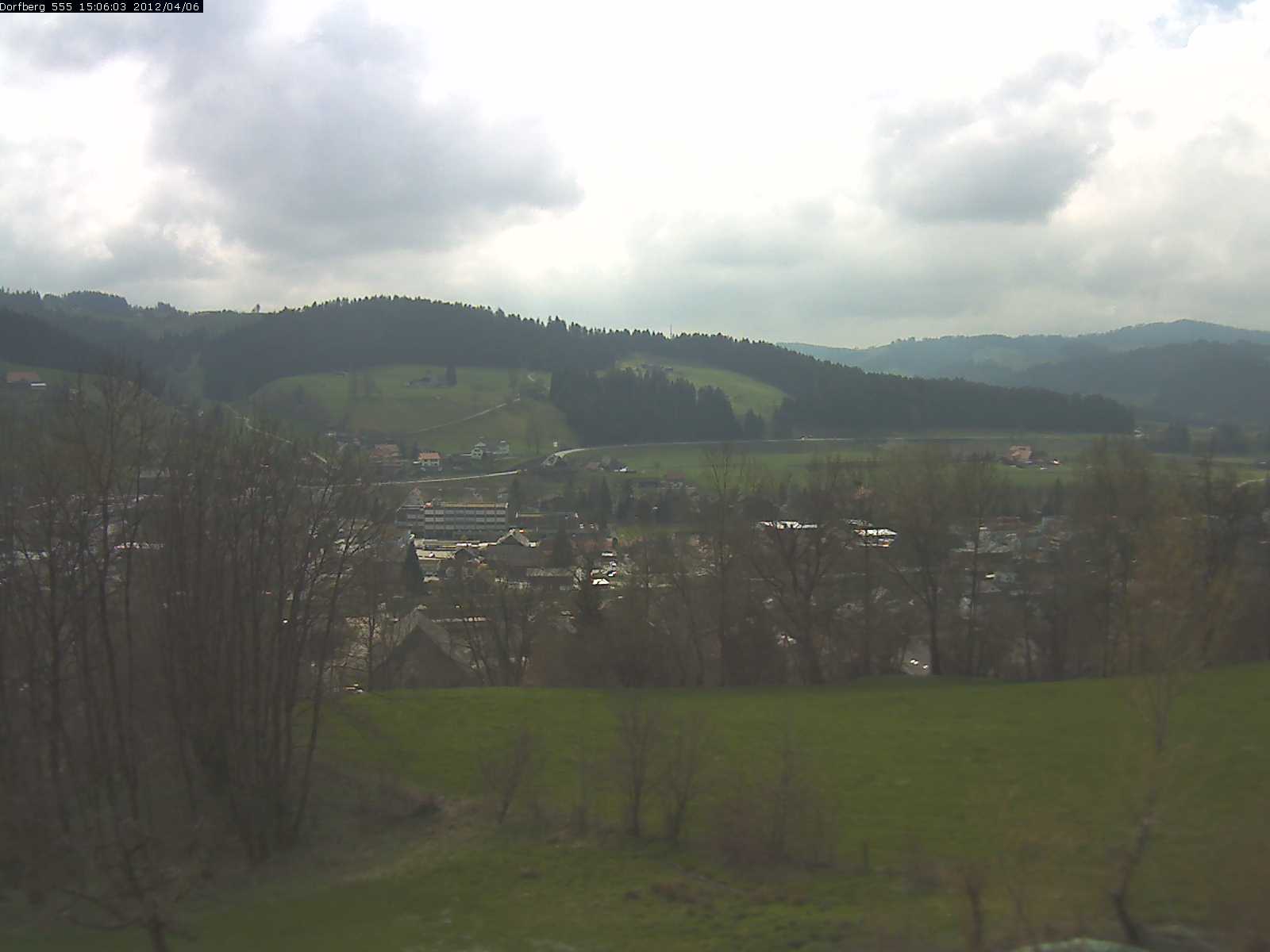 Webcam-Bild: Aussicht vom Dorfberg in Langnau 20120406-150600