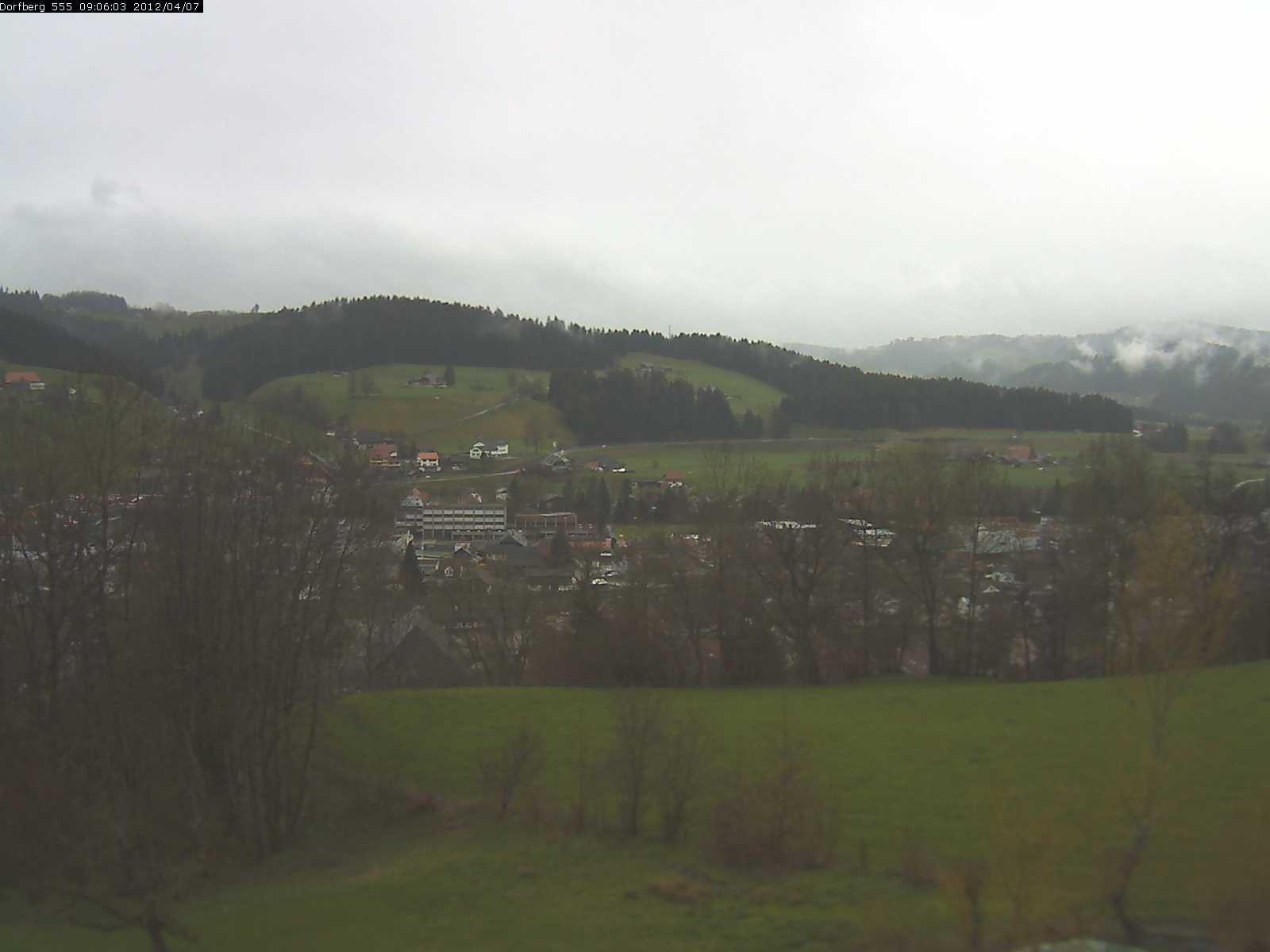 Webcam-Bild: Aussicht vom Dorfberg in Langnau 20120407-090600