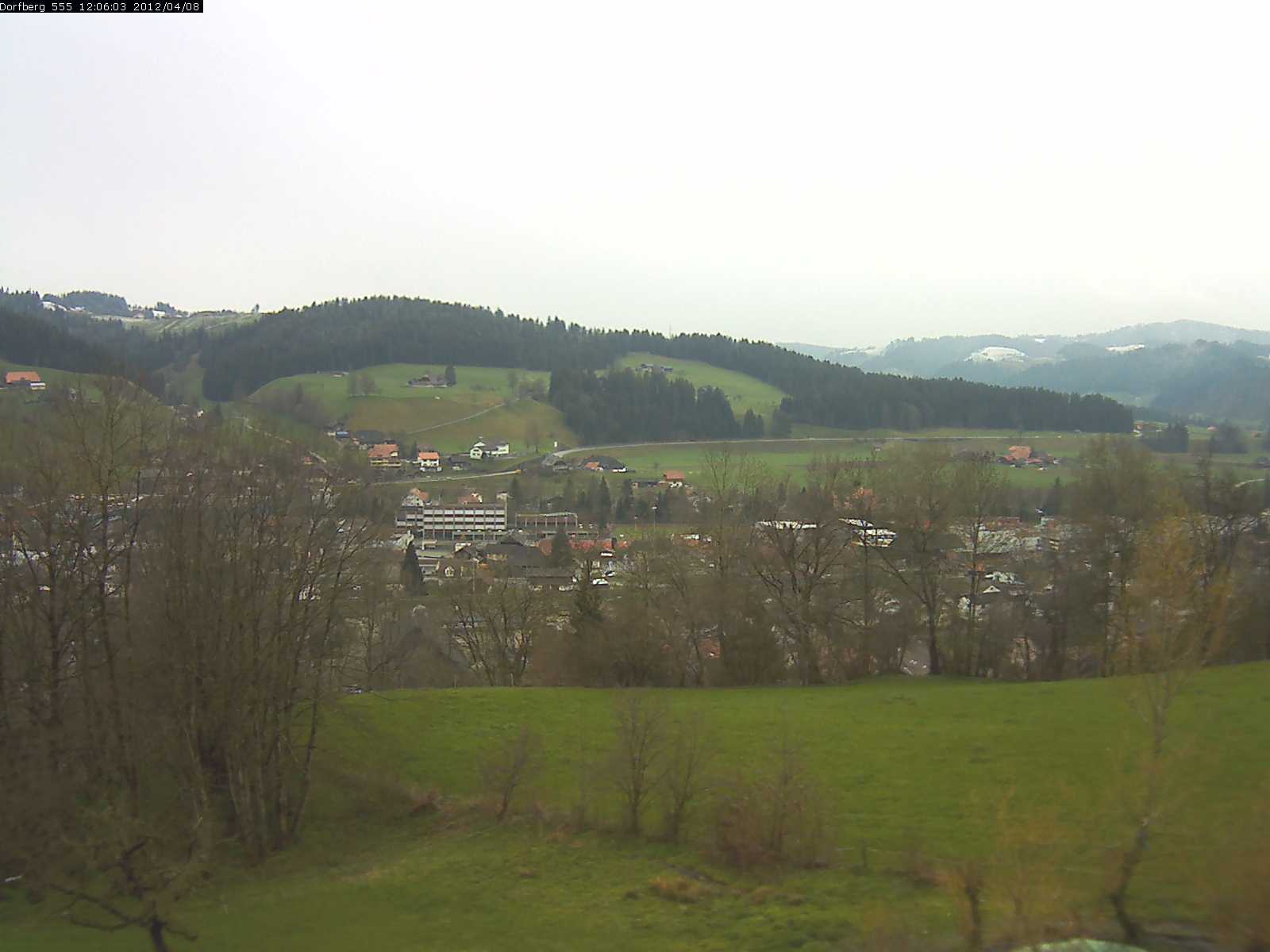 Webcam-Bild: Aussicht vom Dorfberg in Langnau 20120408-120600