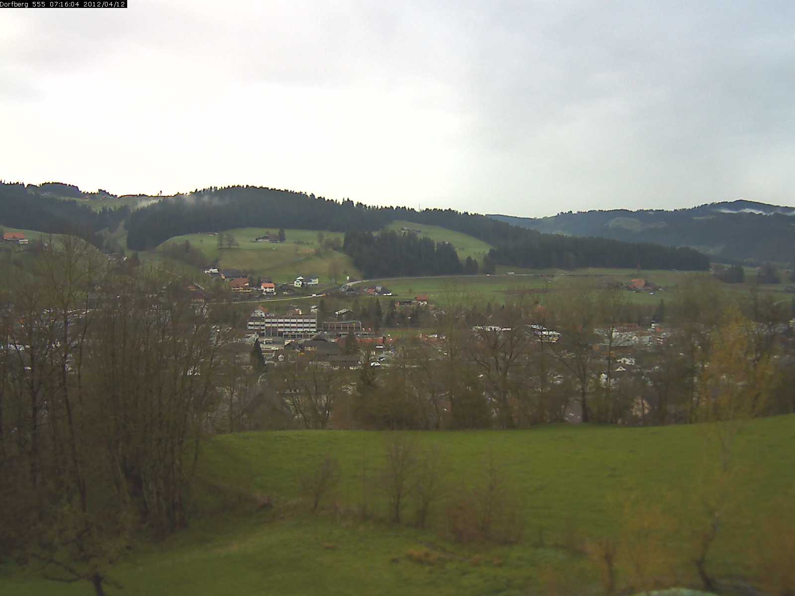 Webcam-Bild: Aussicht vom Dorfberg in Langnau 20120412-071600