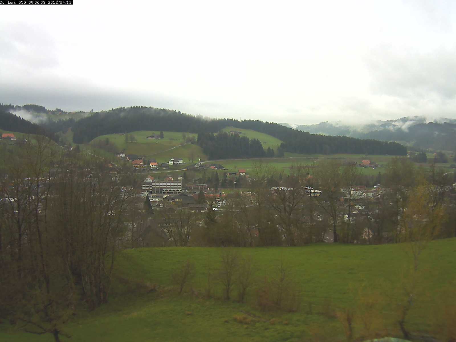 Webcam-Bild: Aussicht vom Dorfberg in Langnau 20120412-090600