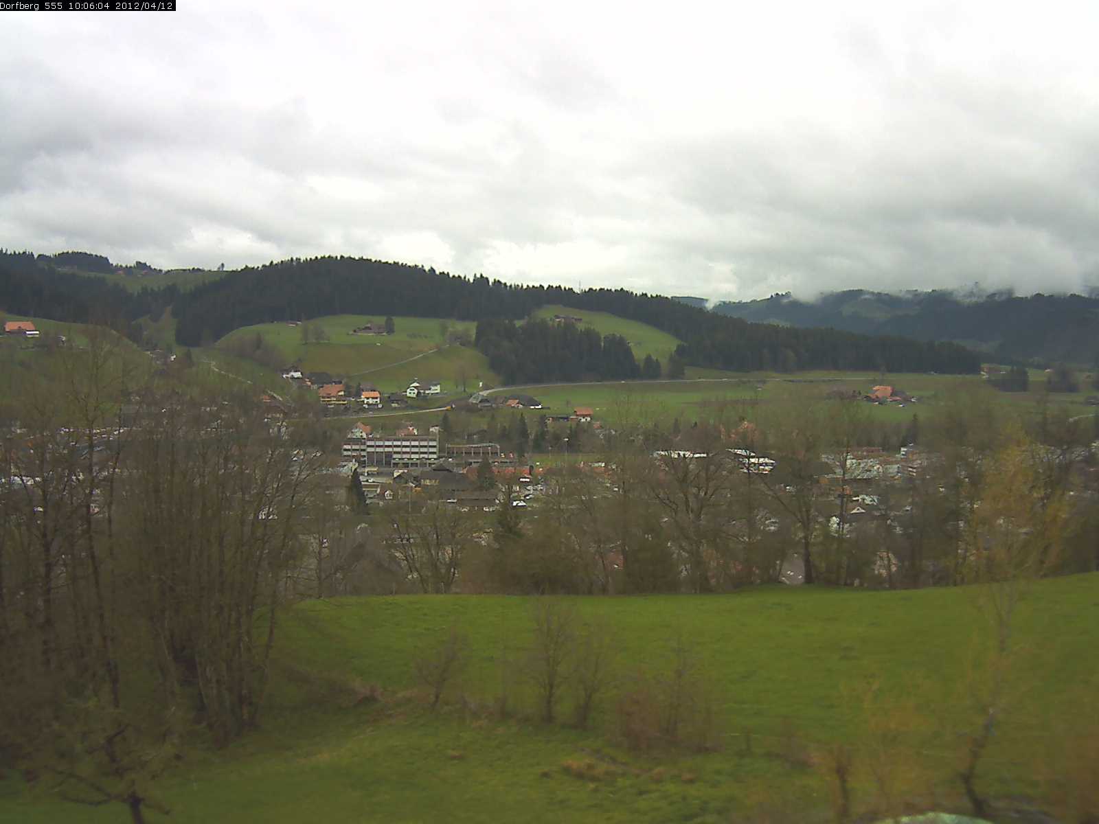 Webcam-Bild: Aussicht vom Dorfberg in Langnau 20120412-100600