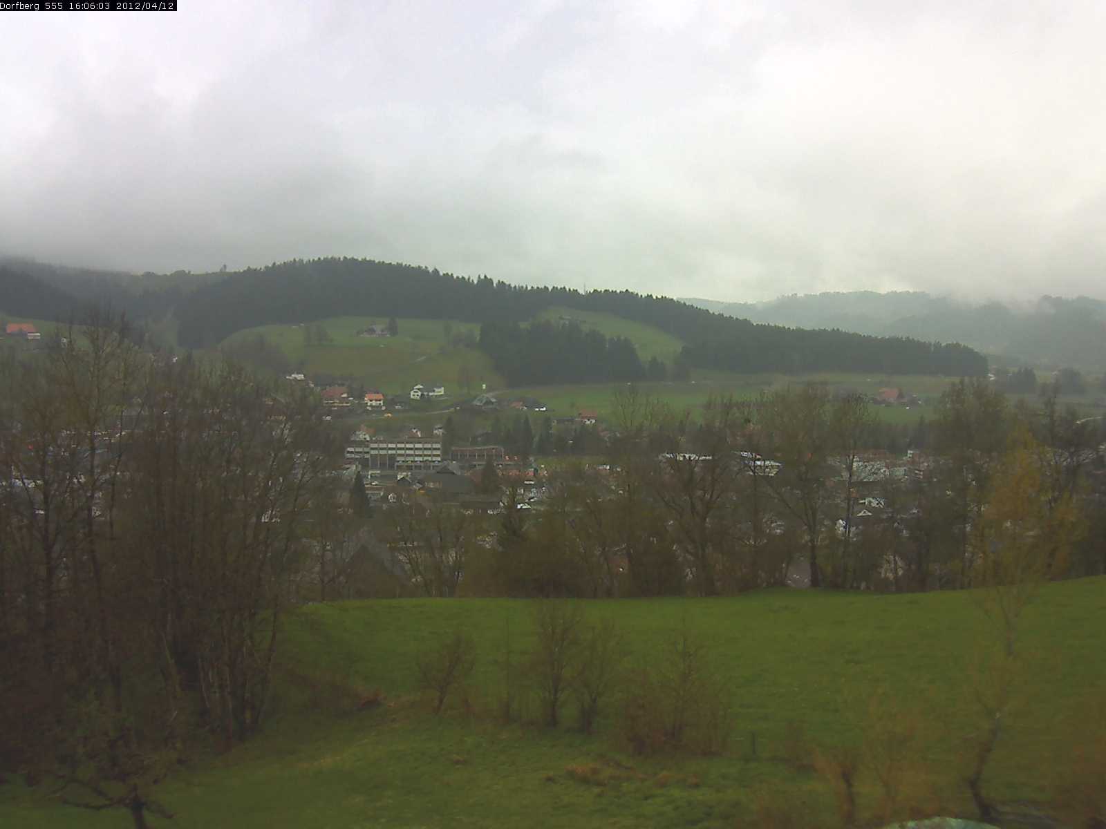 Webcam-Bild: Aussicht vom Dorfberg in Langnau 20120412-160600
