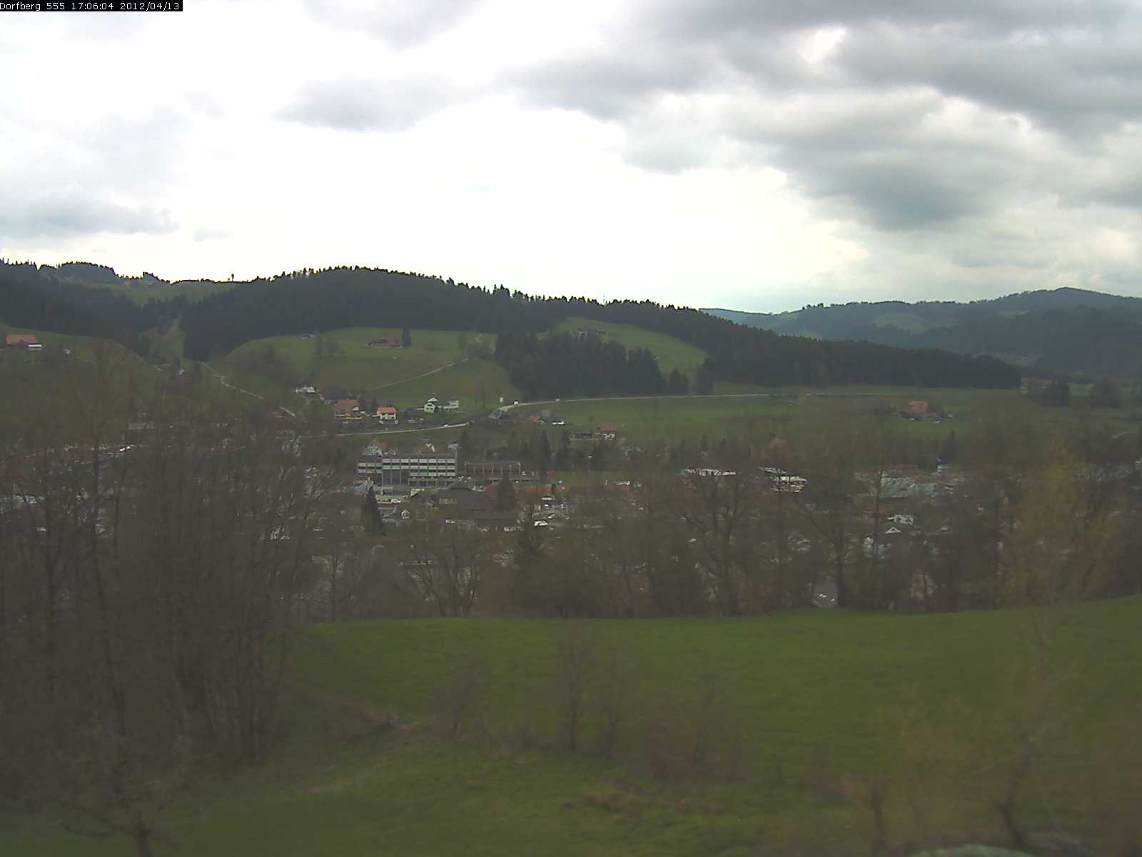 Webcam-Bild: Aussicht vom Dorfberg in Langnau 20120413-170600