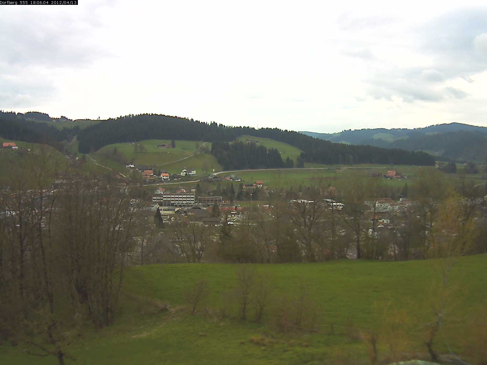 Webcam-Bild: Aussicht vom Dorfberg in Langnau 20120413-180600