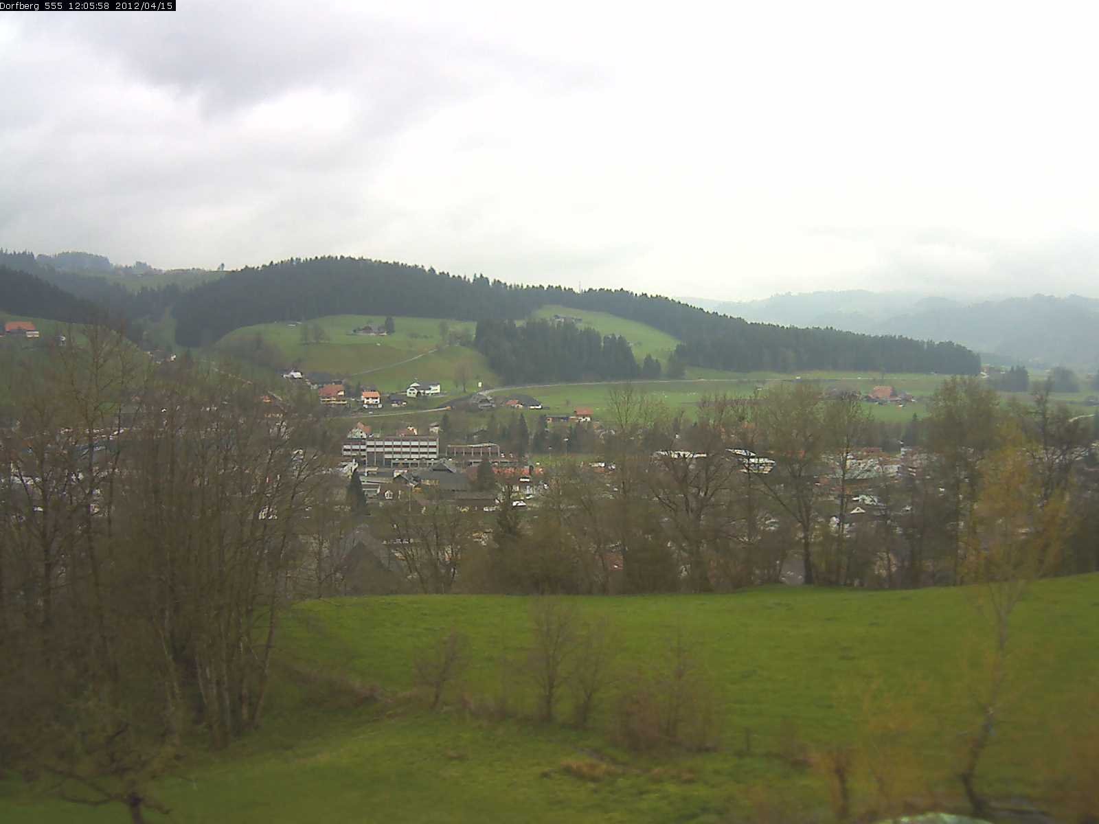 Webcam-Bild: Aussicht vom Dorfberg in Langnau 20120415-120600