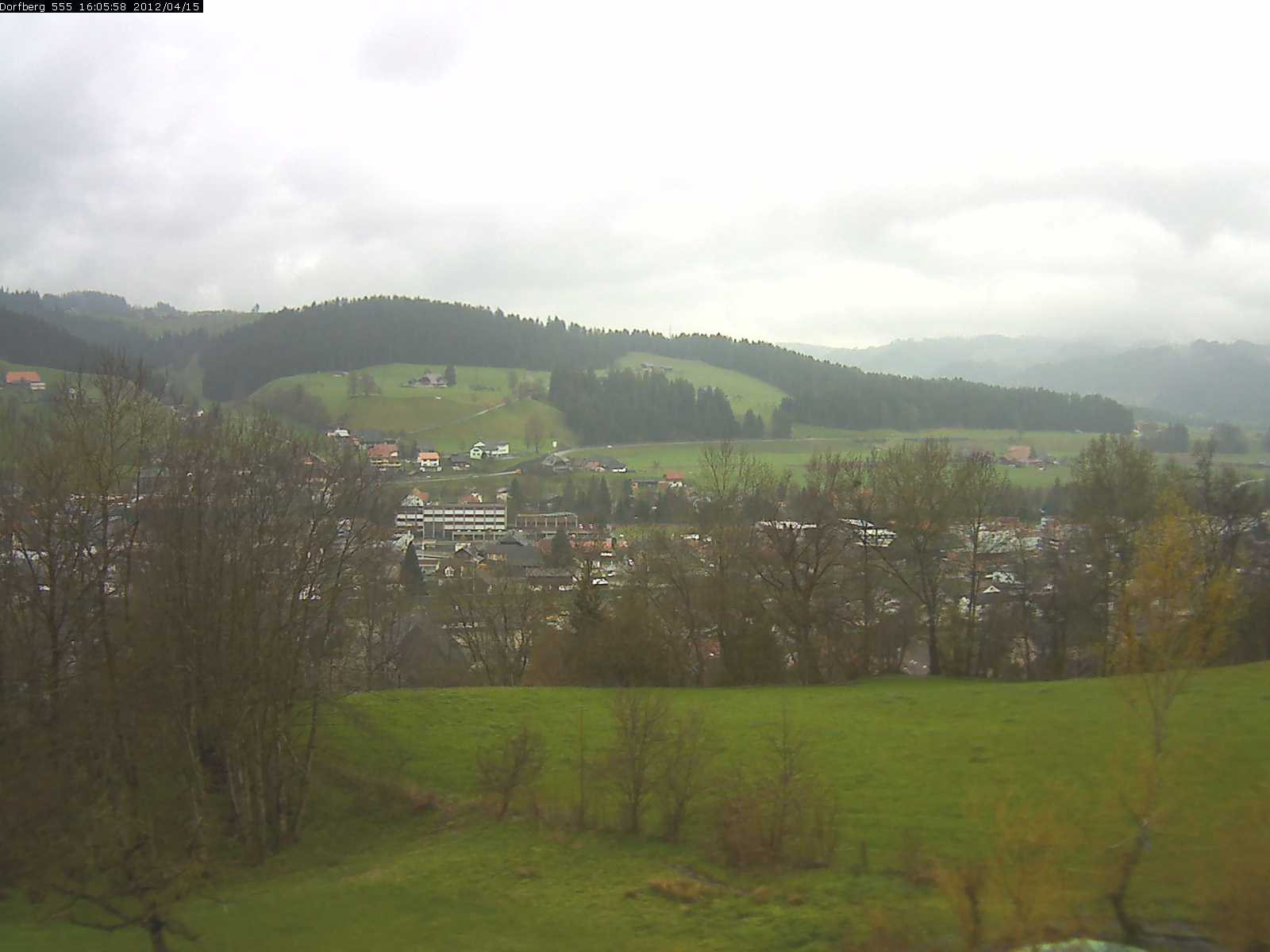 Webcam-Bild: Aussicht vom Dorfberg in Langnau 20120415-160600
