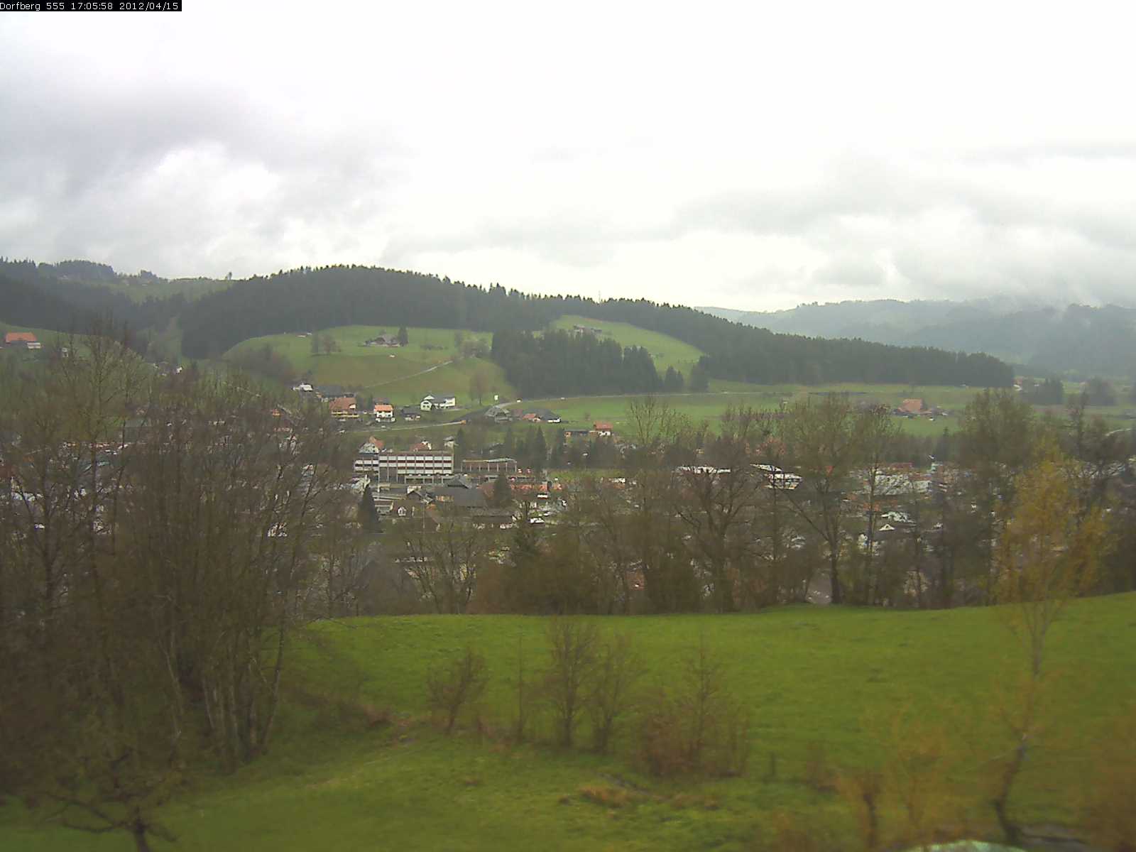Webcam-Bild: Aussicht vom Dorfberg in Langnau 20120415-170600