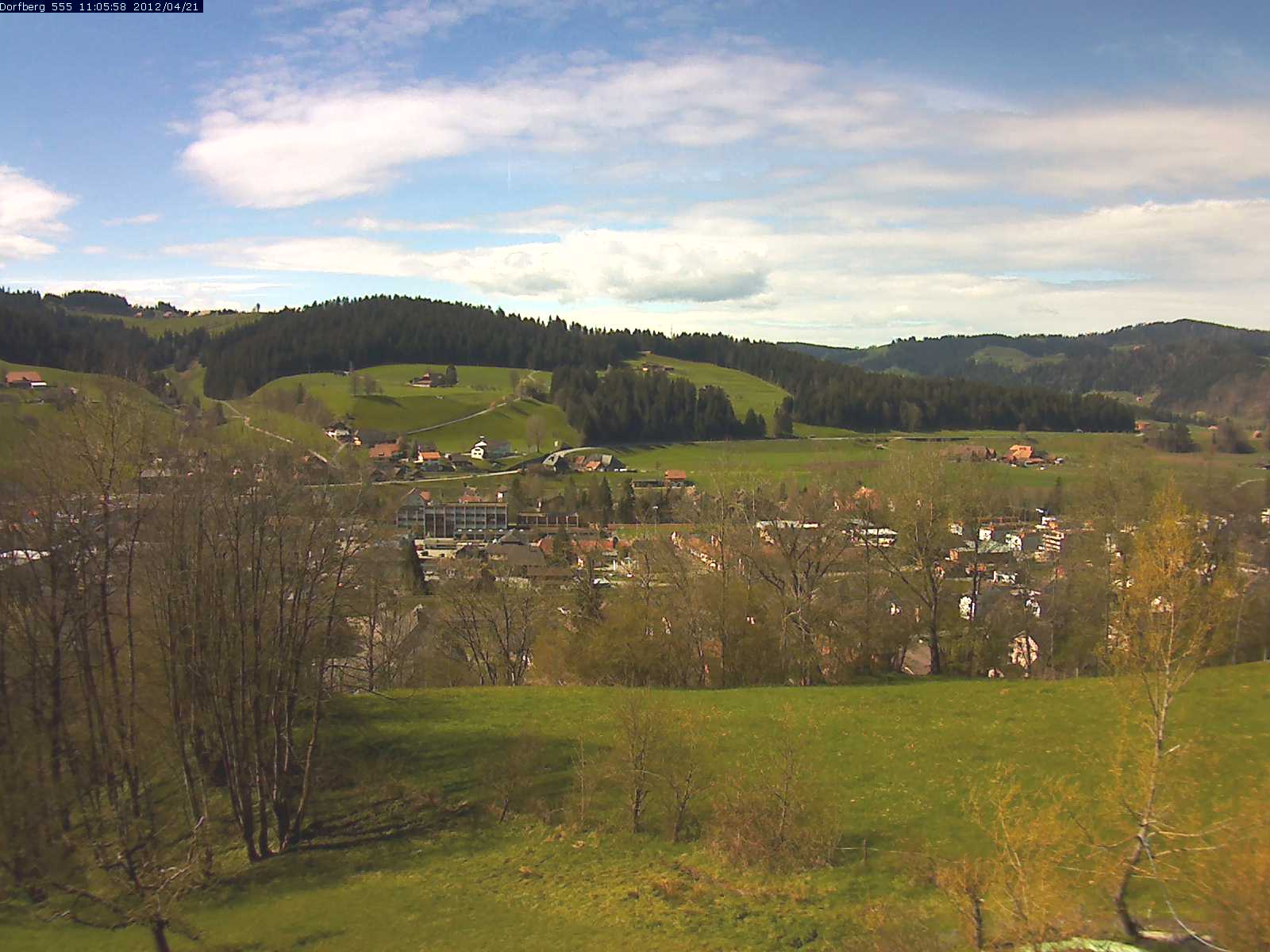 Webcam-Bild: Aussicht vom Dorfberg in Langnau 20120421-110600