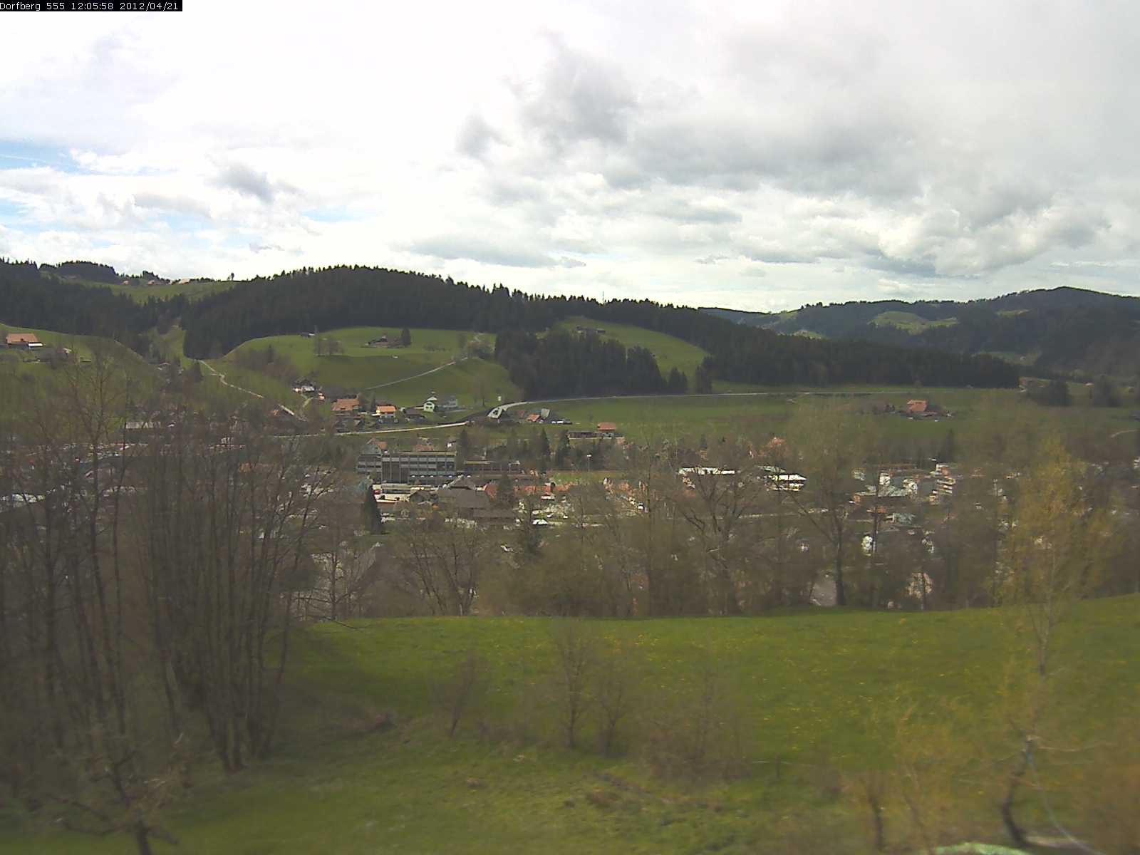 Webcam-Bild: Aussicht vom Dorfberg in Langnau 20120421-120600