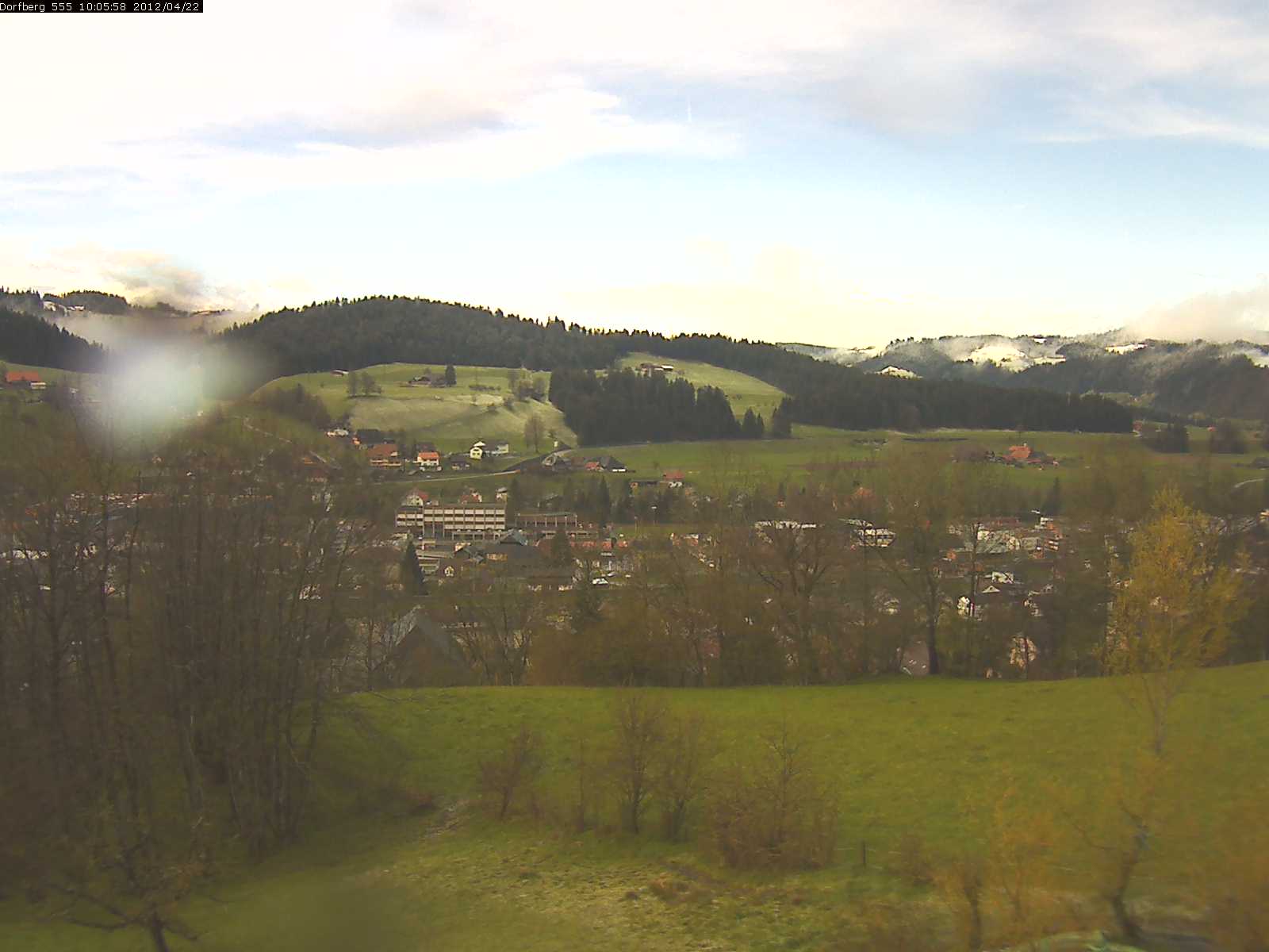 Webcam-Bild: Aussicht vom Dorfberg in Langnau 20120422-100600