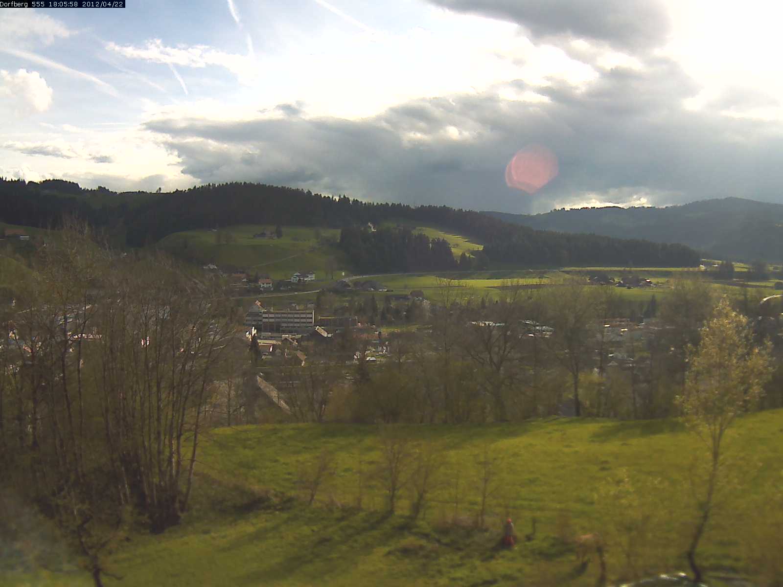 Webcam-Bild: Aussicht vom Dorfberg in Langnau 20120422-180600