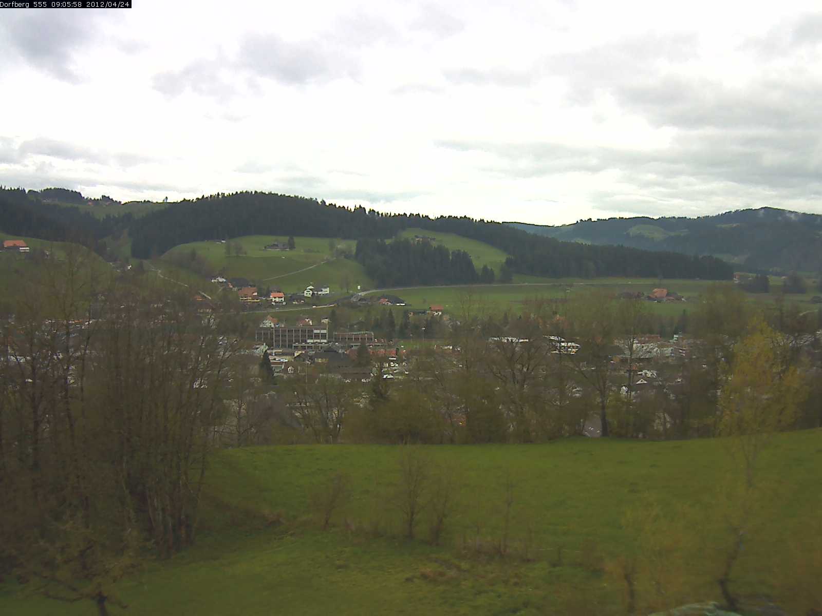 Webcam-Bild: Aussicht vom Dorfberg in Langnau 20120424-090600