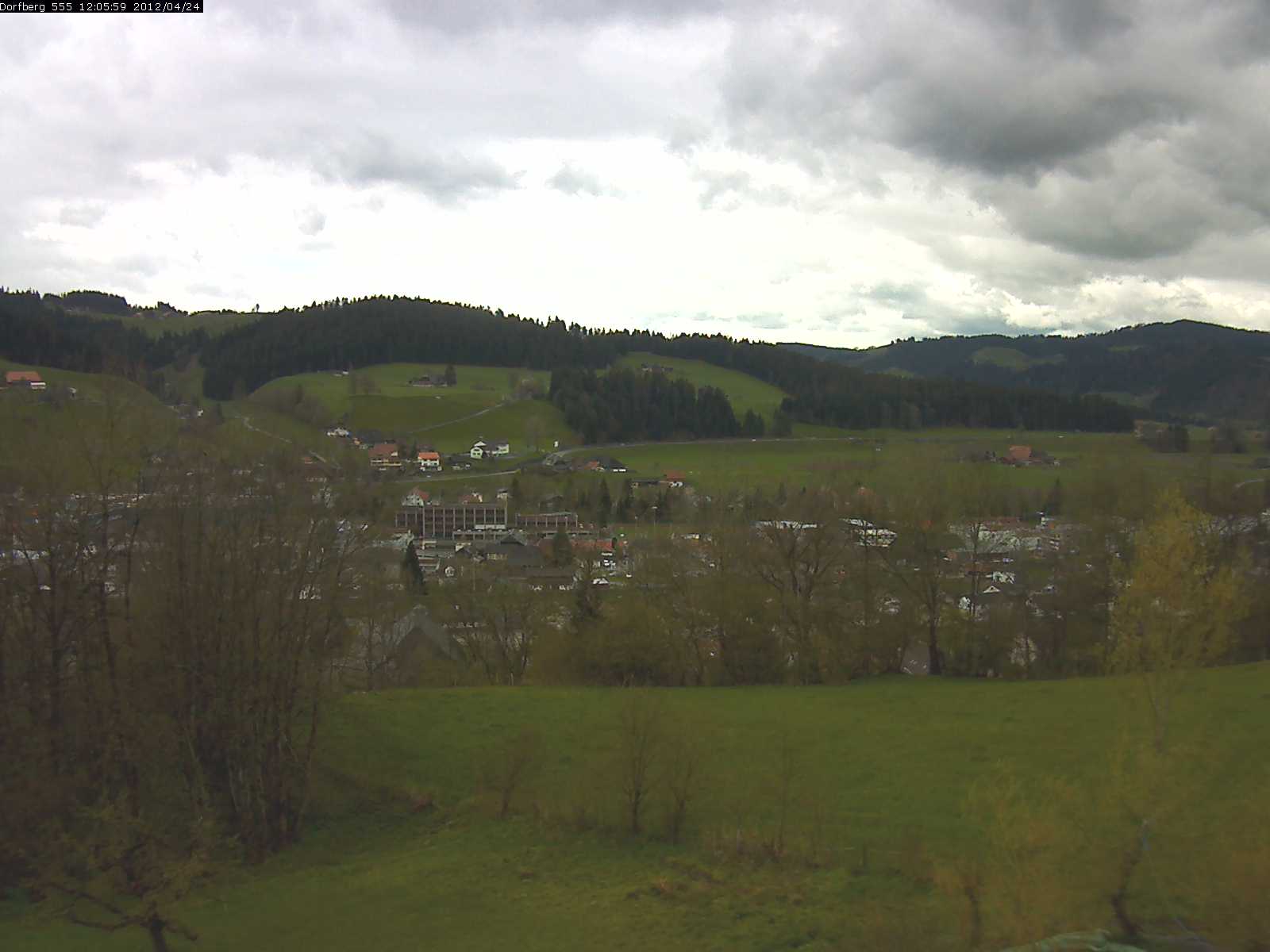 Webcam-Bild: Aussicht vom Dorfberg in Langnau 20120424-120600
